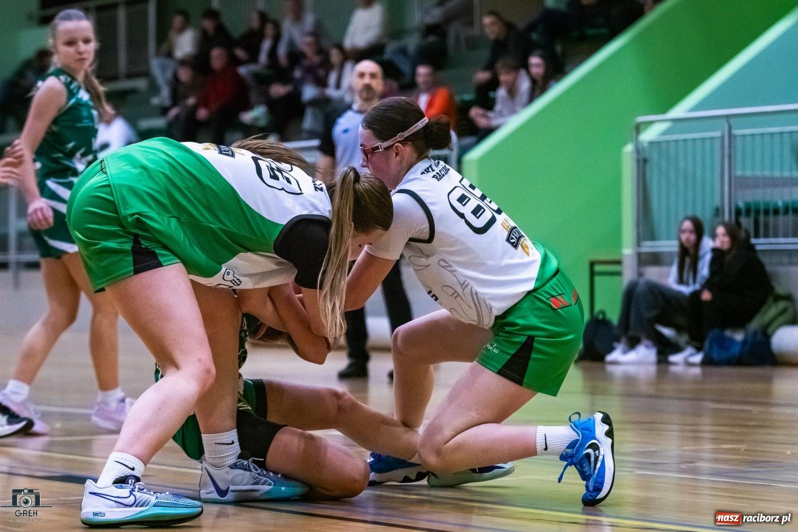 Zdjęcie w galerii na portalu naszraciborz.pl: Koszykarskie derby regionu dla wodzisławskiej Olimpii [FOTO i WIDEO] wiadomości z regionu