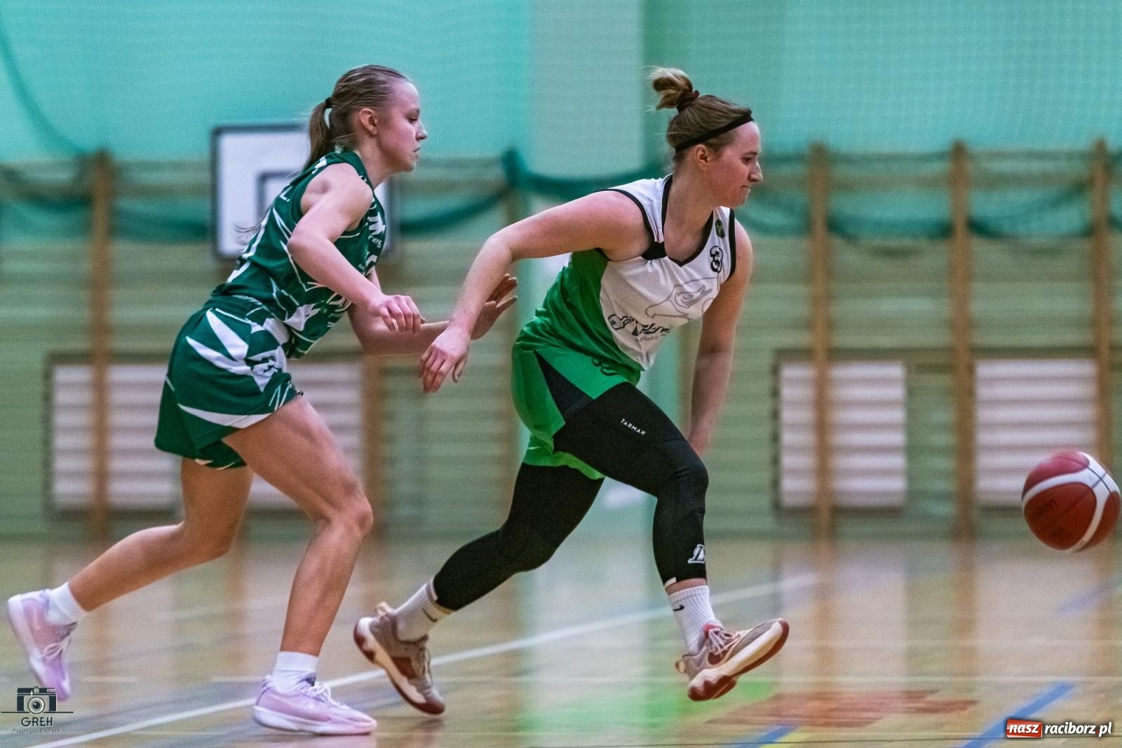 Zdjęcie w galerii na portalu naszraciborz.pl: Koszykarskie derby regionu dla wodzisławskiej Olimpii [FOTO i WIDEO] wiadomości z regionu