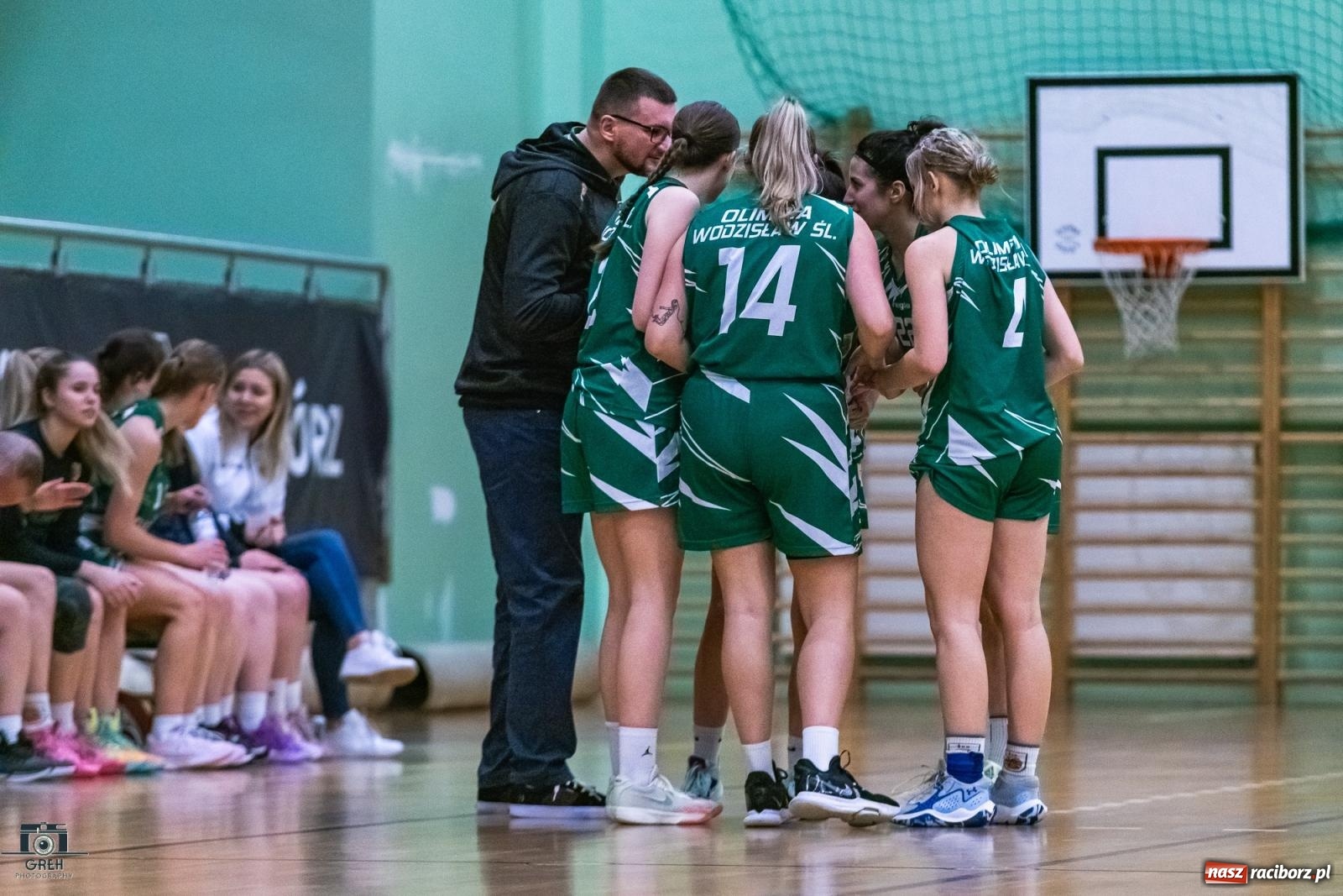 Zdjęcie w galerii na portalu naszraciborz.pl: Koszykarskie derby regionu dla wodzisławskiej Olimpii [FOTO i WIDEO] wiadomości z regionu