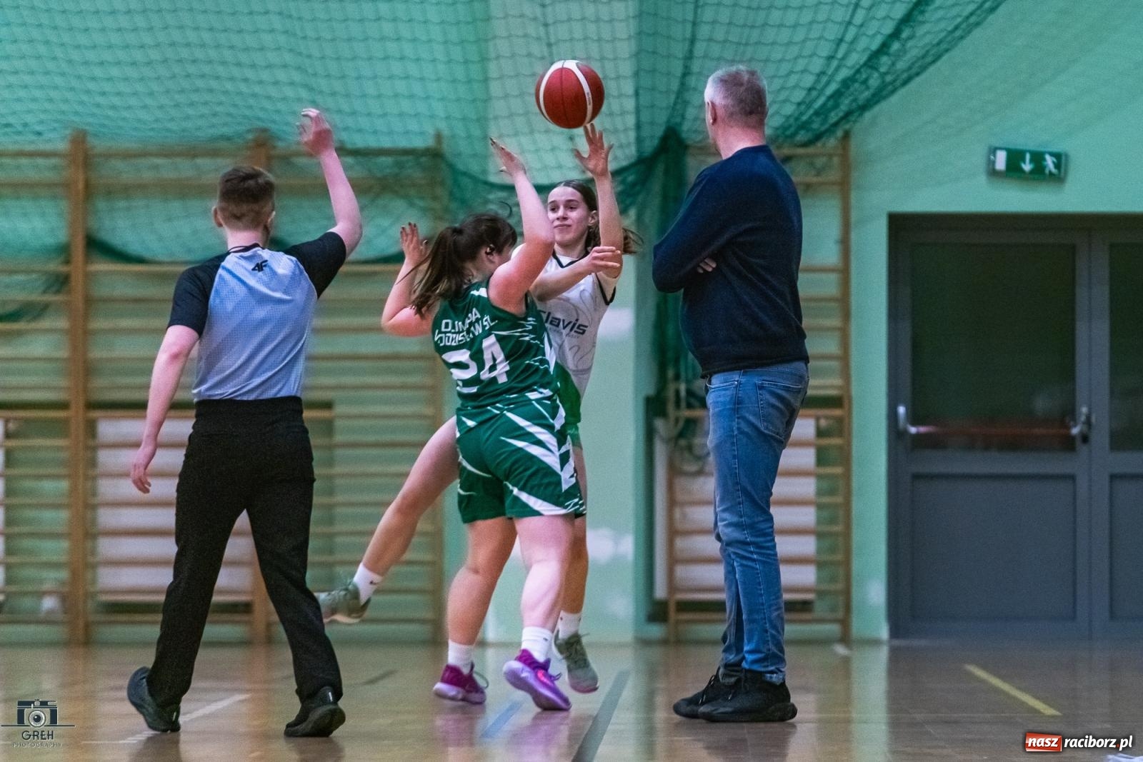 Zdjęcie w galerii na portalu naszraciborz.pl: Koszykarskie derby regionu dla wodzisławskiej Olimpii [FOTO i WIDEO] wiadomości z regionu