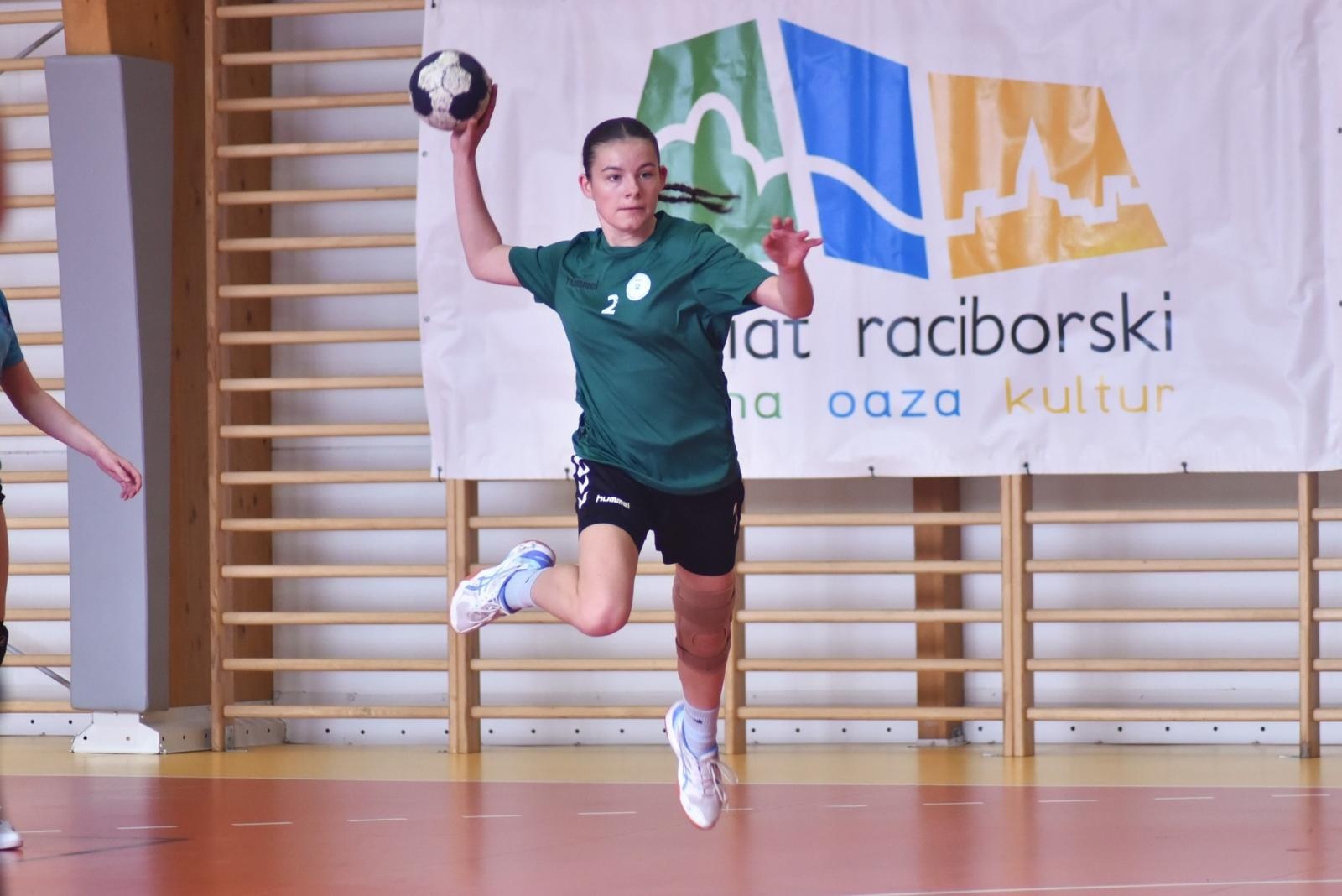 Zdjęcie w galerii na portalu naszraciborz.pl: Pietrowickie Koniczynki drugi rok z rzędu z awansem do 1/16 Mistrzostw Polski wiadomości z regionu