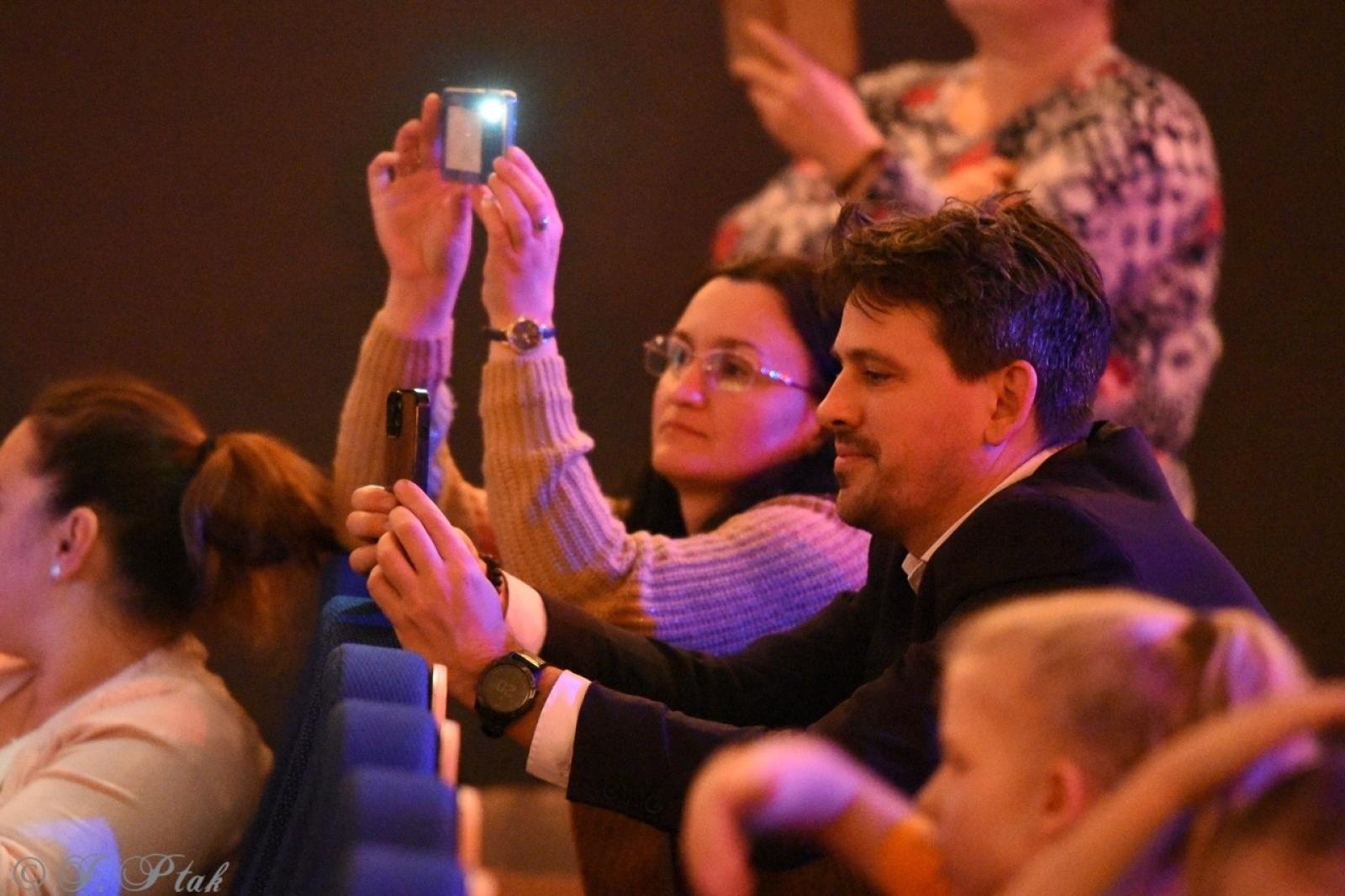 Zdjęcie w galerii na portalu naszraciborz.pl: Wieczór Otwartego Mikrofonu w Raciborzu – muzyka, taniec i poezja wiadomości z regionu