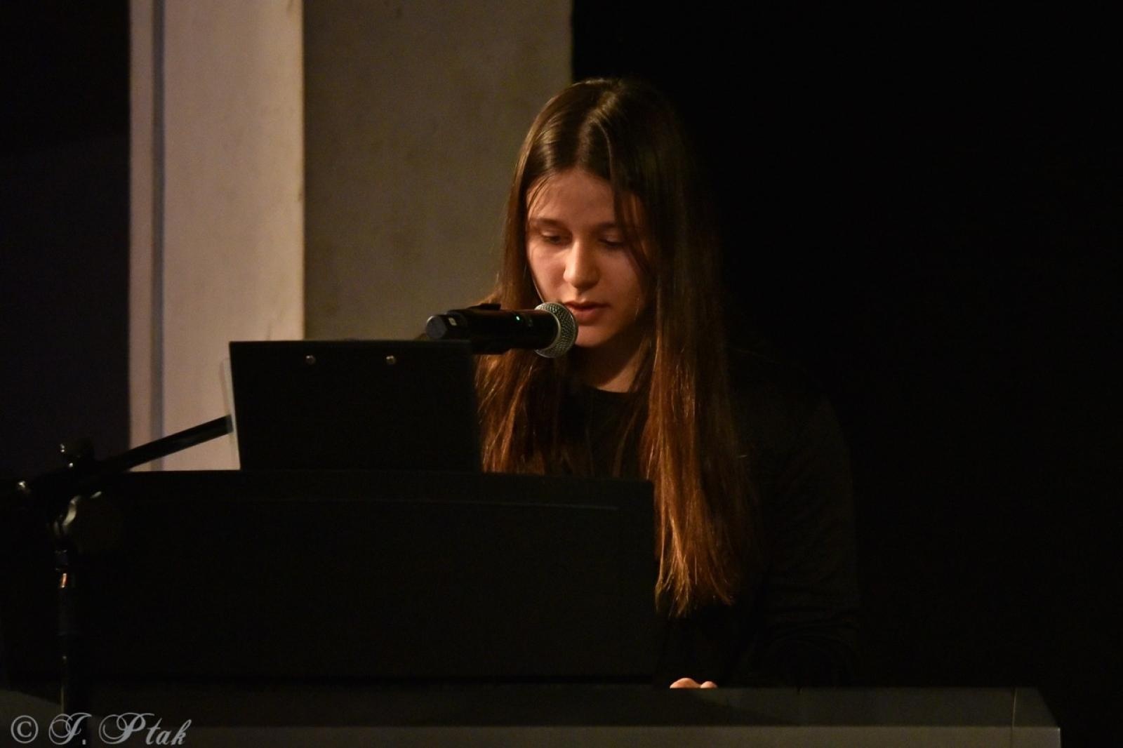 Zdjęcie w galerii na portalu naszraciborz.pl: Wieczór Otwartego Mikrofonu w Raciborzu – muzyka, taniec i poezja wiadomości z regionu