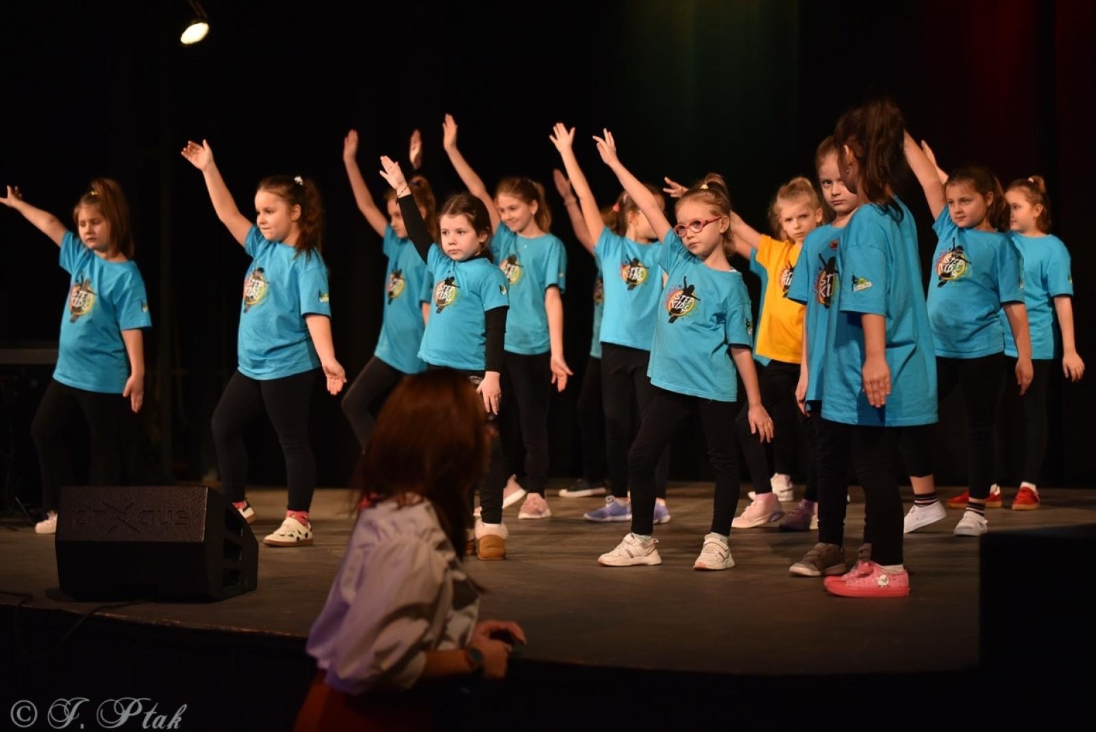 Zdjęcie w galerii na portalu naszraciborz.pl: Wieczór Otwartego Mikrofonu w Raciborzu – muzyka, taniec i poezja wiadomości z regionu