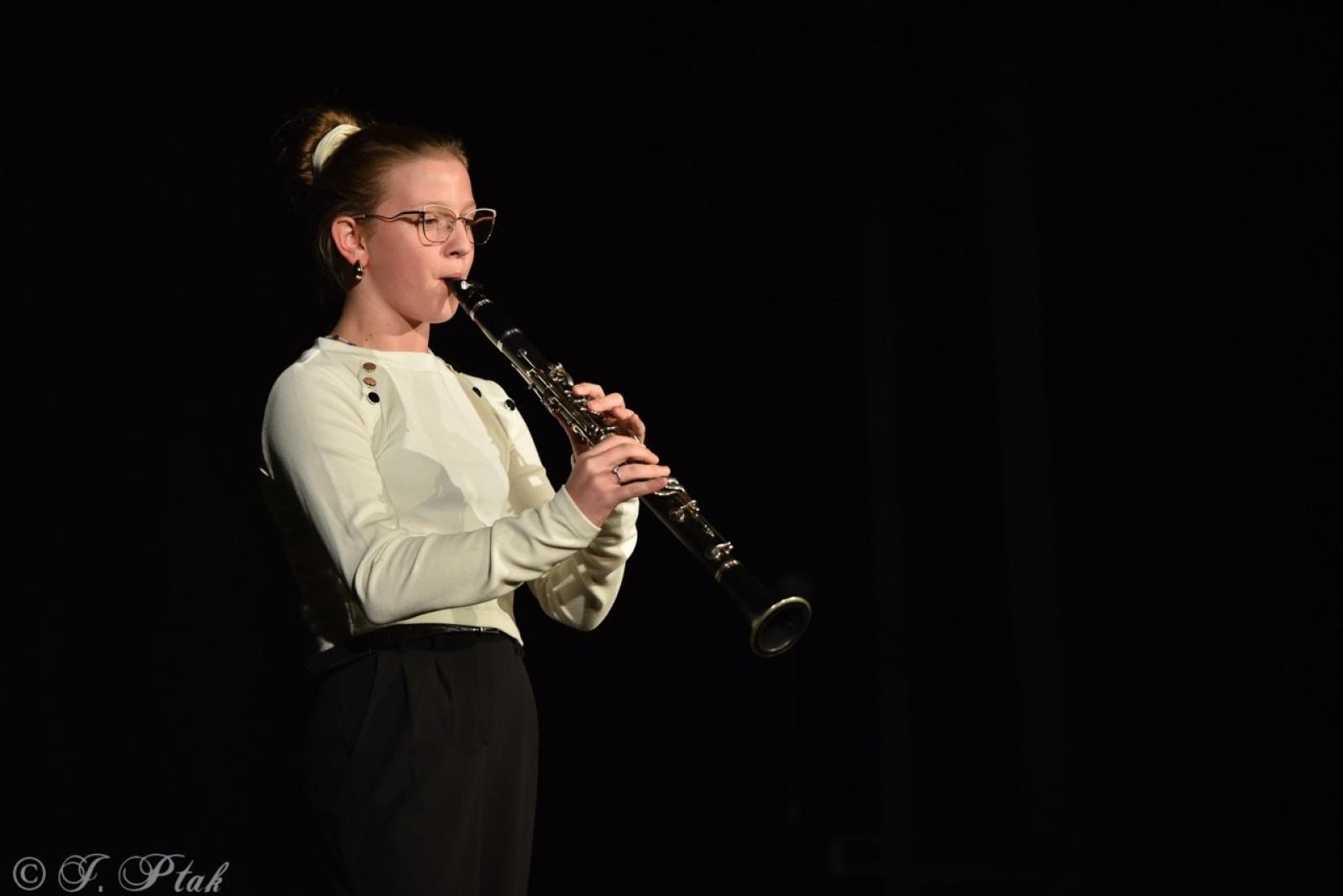 Zdjęcie w galerii na portalu naszraciborz.pl: Wieczór Otwartego Mikrofonu w Raciborzu – muzyka, taniec i poezja wiadomości z regionu