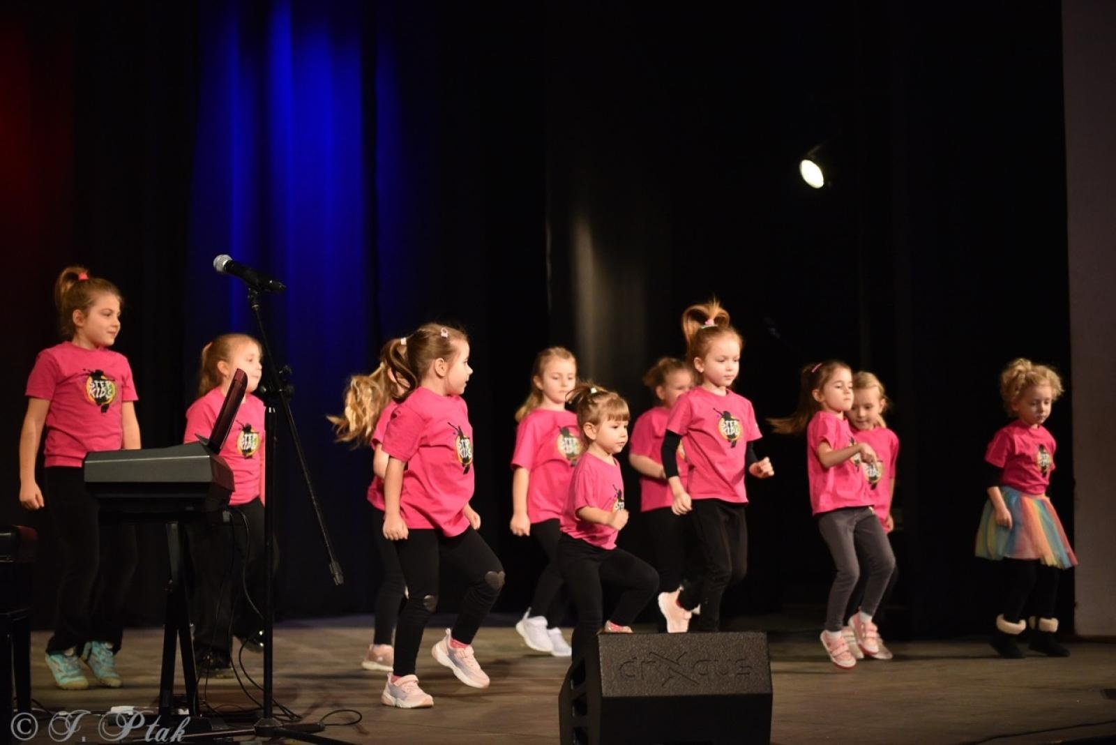 Zdjęcie w galerii na portalu naszraciborz.pl: Wieczór Otwartego Mikrofonu w Raciborzu – muzyka, taniec i poezja wiadomości z regionu