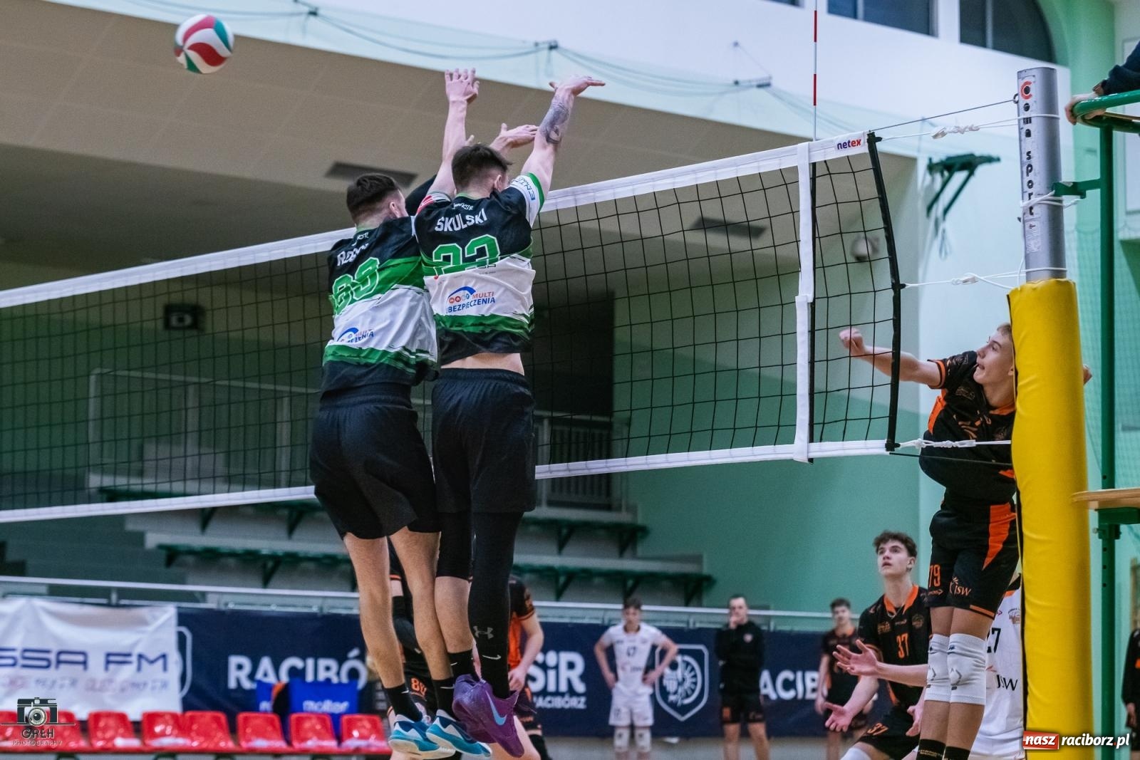 Zdjęcie w galerii na portalu naszraciborz.pl: KS Racibórz bez argumentów w starciu z Akademią Talentów Jastrzębskiego Węgla [FOTO] wiadomości z regionu