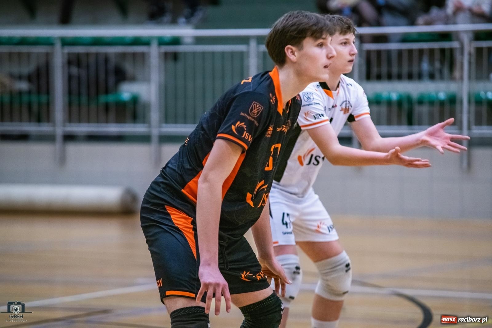 Zdjęcie w galerii na portalu naszraciborz.pl: KS Racibórz bez argumentów w starciu z Akademią Talentów Jastrzębskiego Węgla [FOTO] wiadomości z regionu