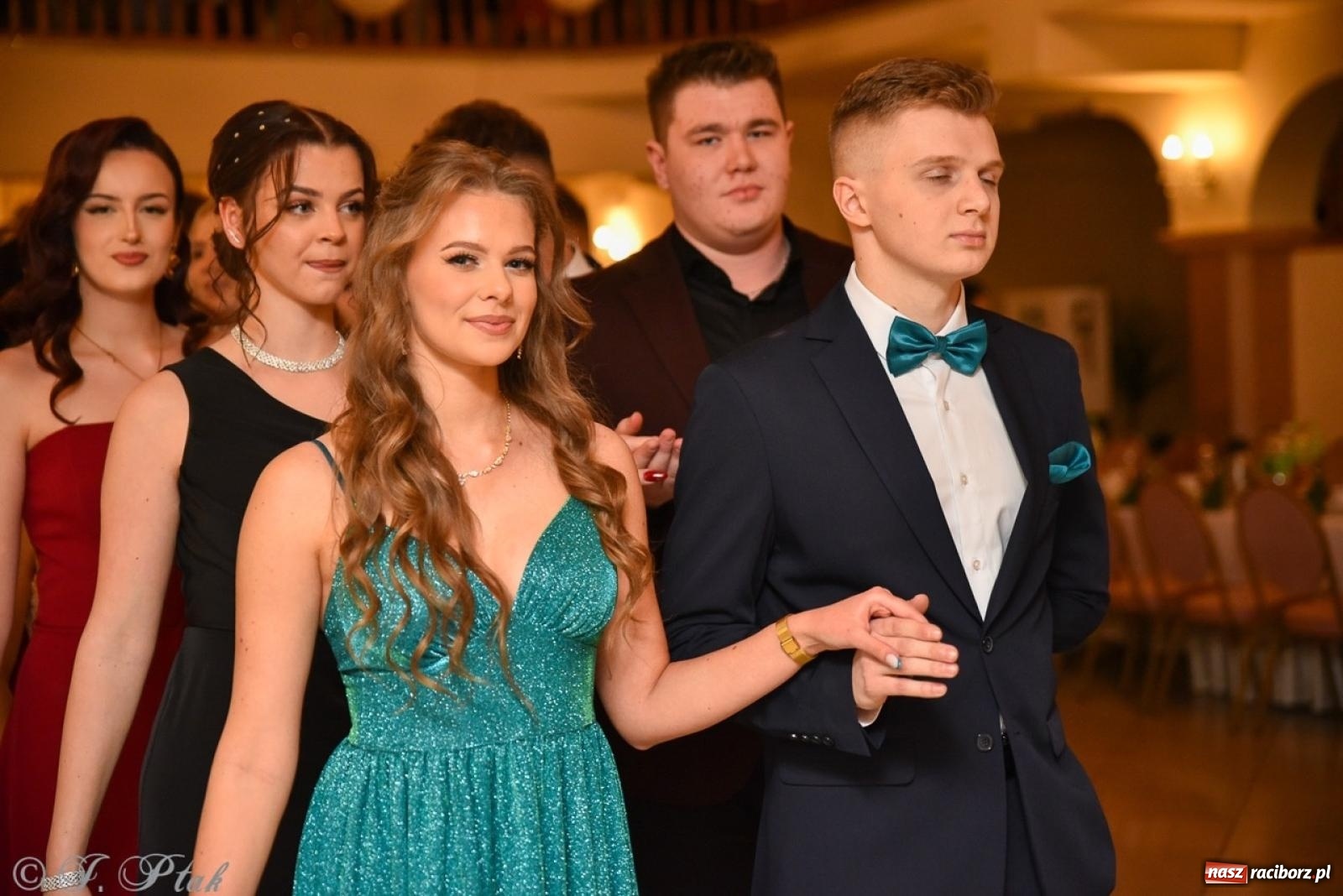 Zdjęcie w galerii na portalu naszraciborz.pl: Studniówka I LO i Liceum Sztuk Plastycznych na bis! wiadomości z regionu