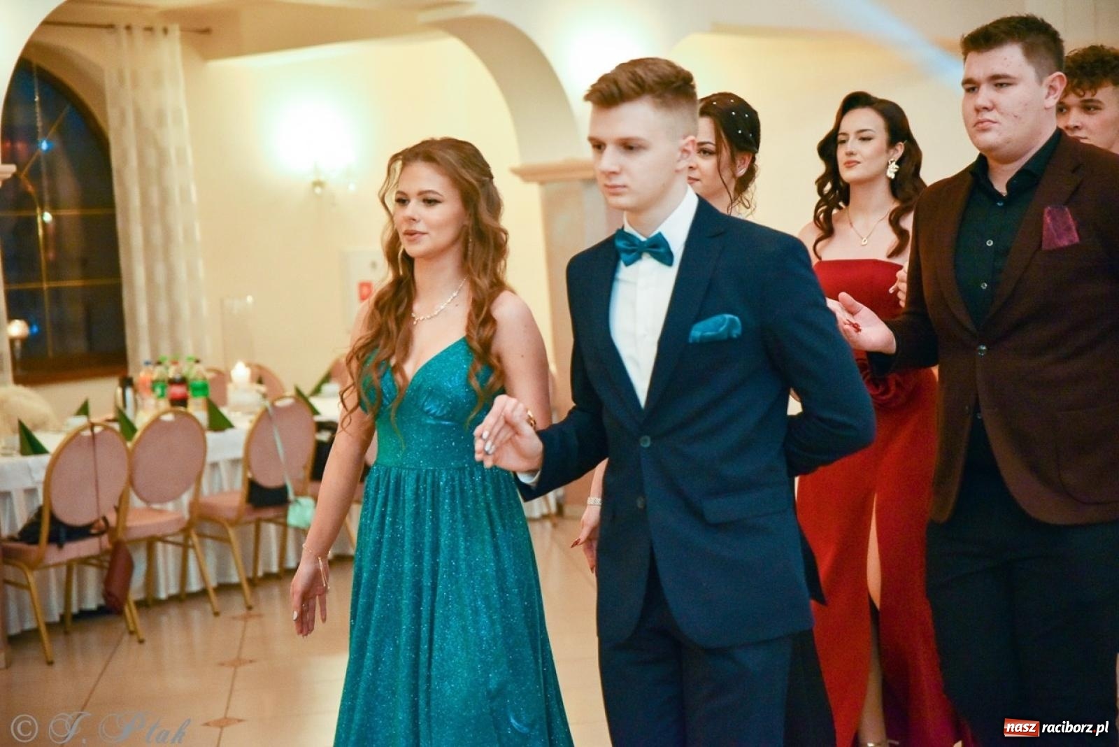 Zdjęcie w galerii na portalu naszraciborz.pl: Studniówka I LO i Liceum Sztuk Plastycznych na bis! wiadomości z regionu