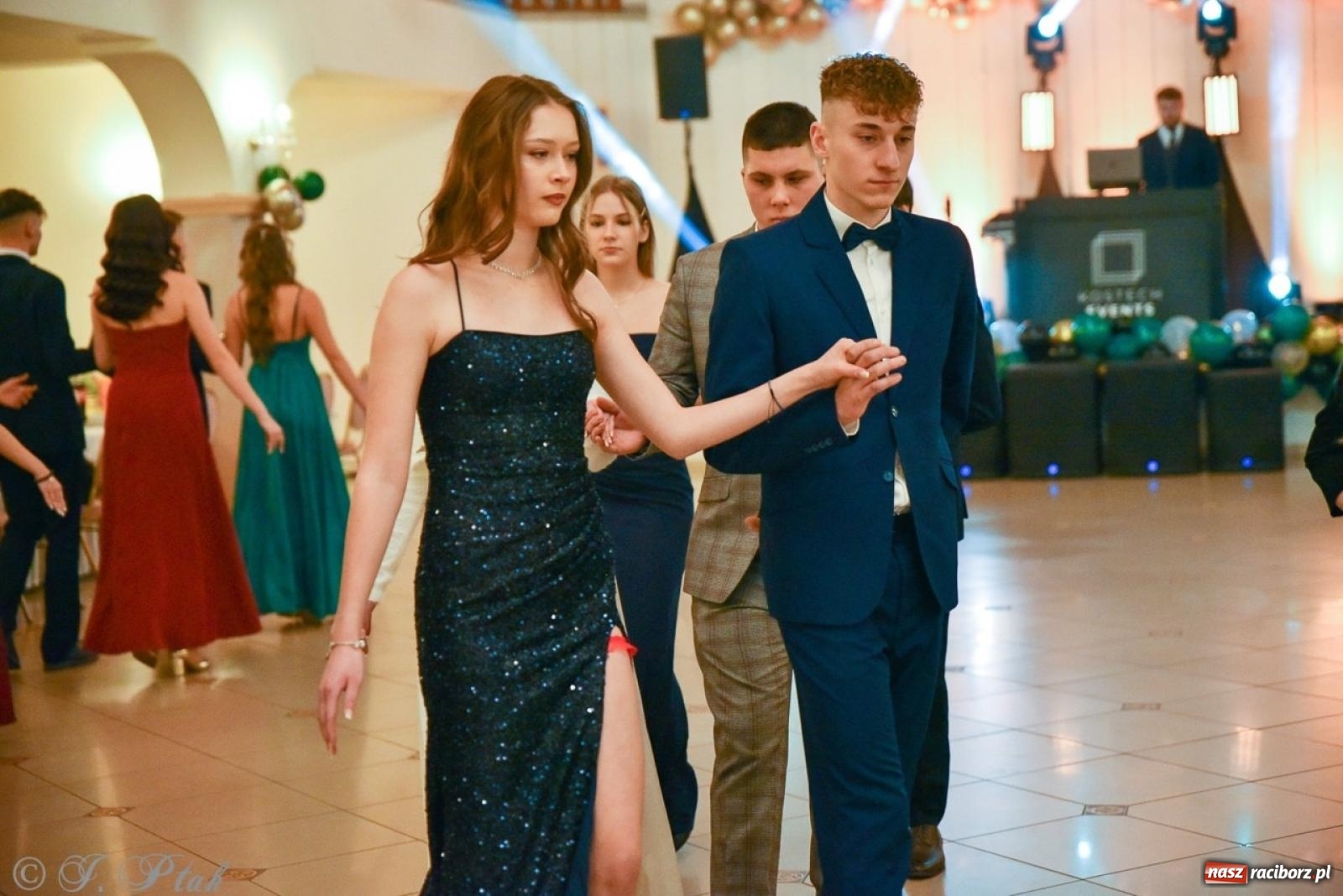 Zdjęcie w galerii na portalu naszraciborz.pl: Studniówka I LO i Liceum Sztuk Plastycznych na bis! wiadomości z regionu