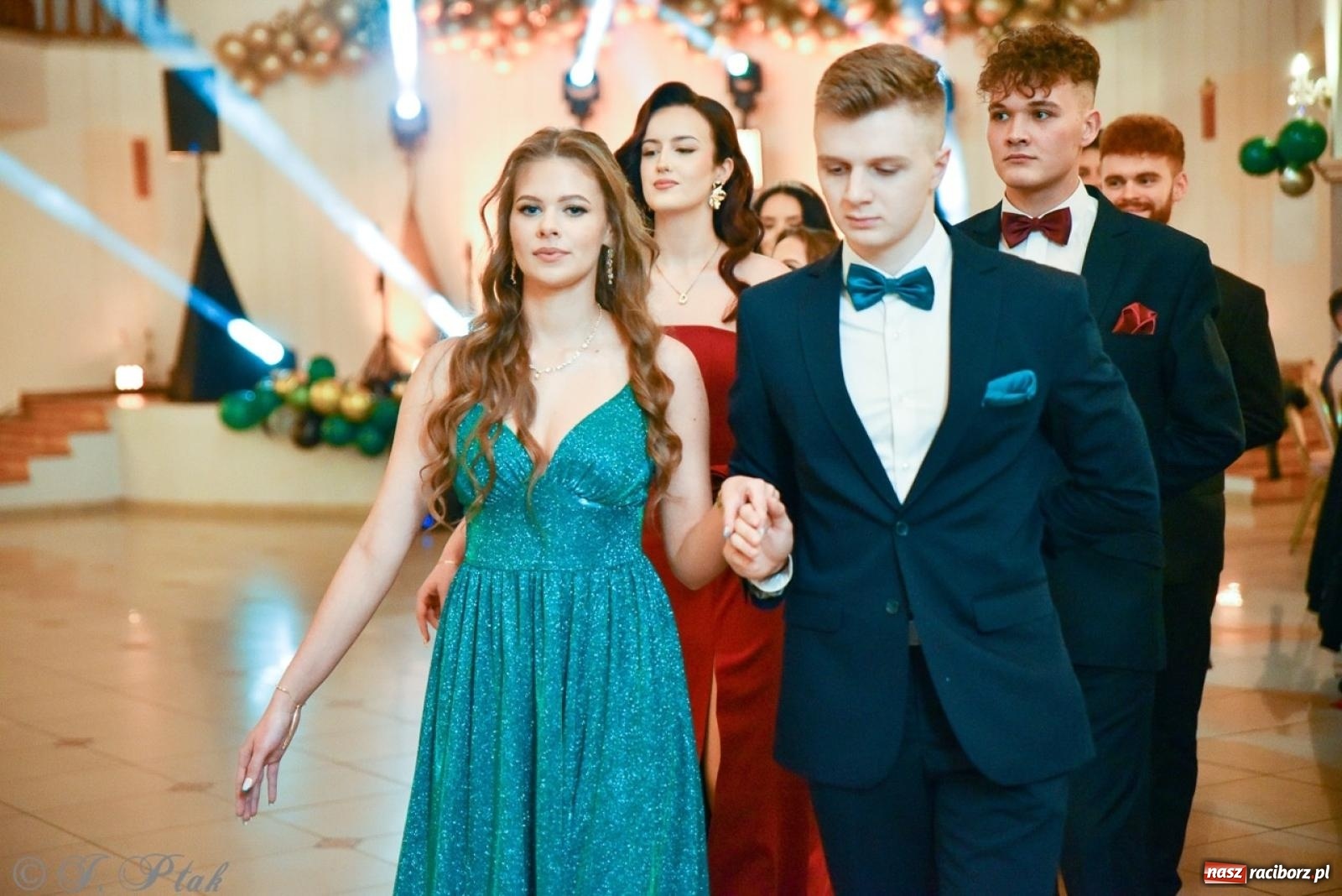 Zdjęcie w galerii na portalu naszraciborz.pl: Studniówka I LO i Liceum Sztuk Plastycznych na bis! wiadomości z regionu