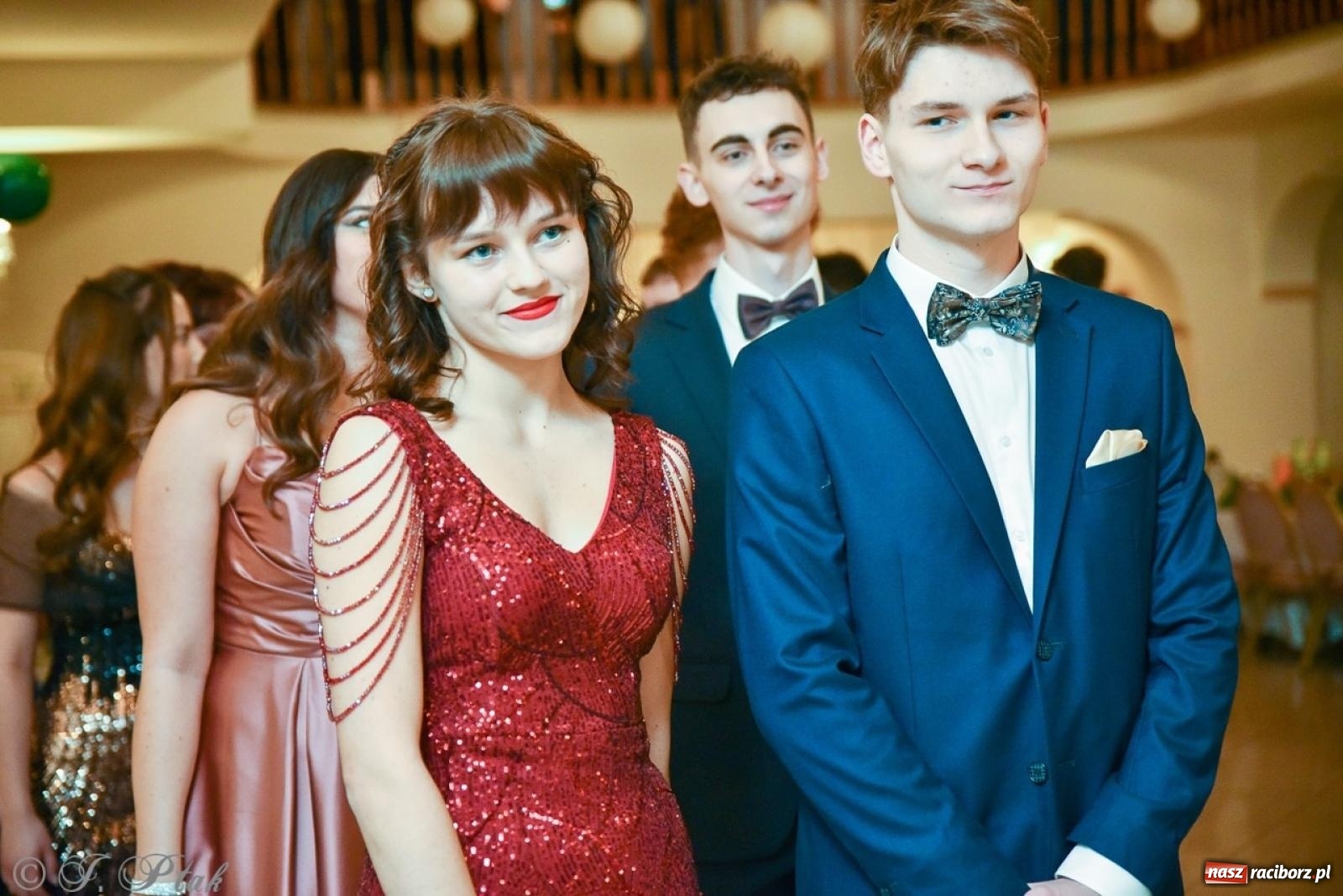 Zdjęcie w galerii na portalu naszraciborz.pl: Studniówka I LO i Liceum Sztuk Plastycznych na bis! wiadomości z regionu