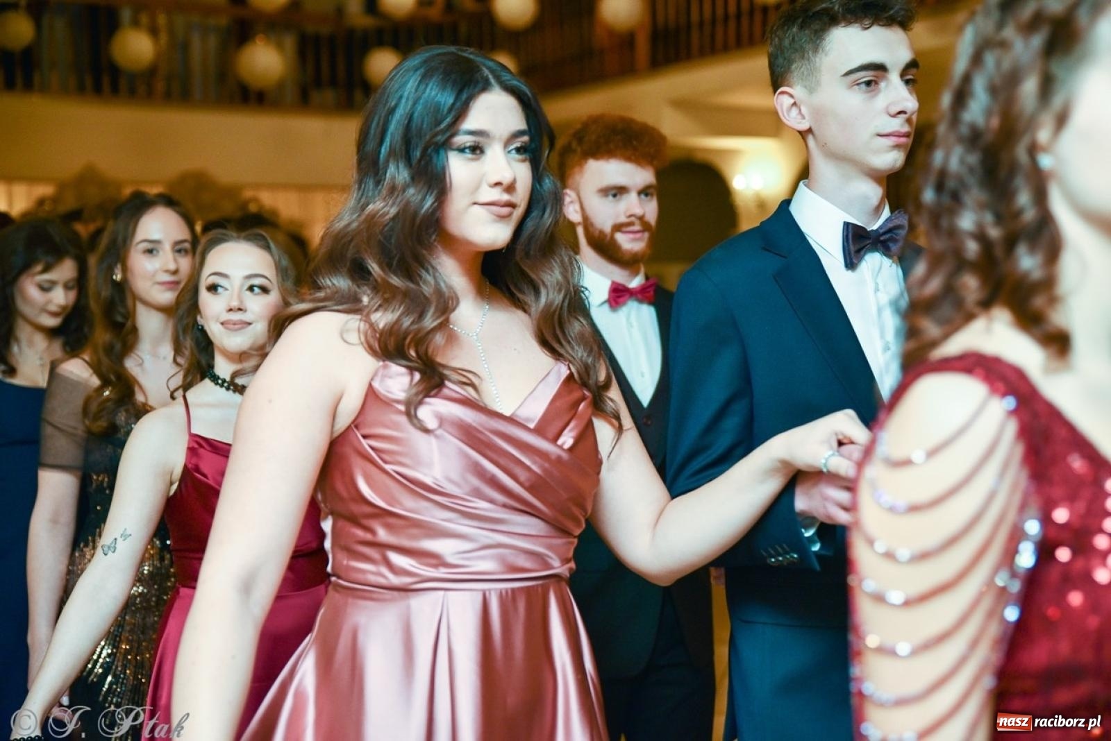 Zdjęcie w galerii na portalu naszraciborz.pl: Studniówka I LO i Liceum Sztuk Plastycznych na bis! wiadomości z regionu