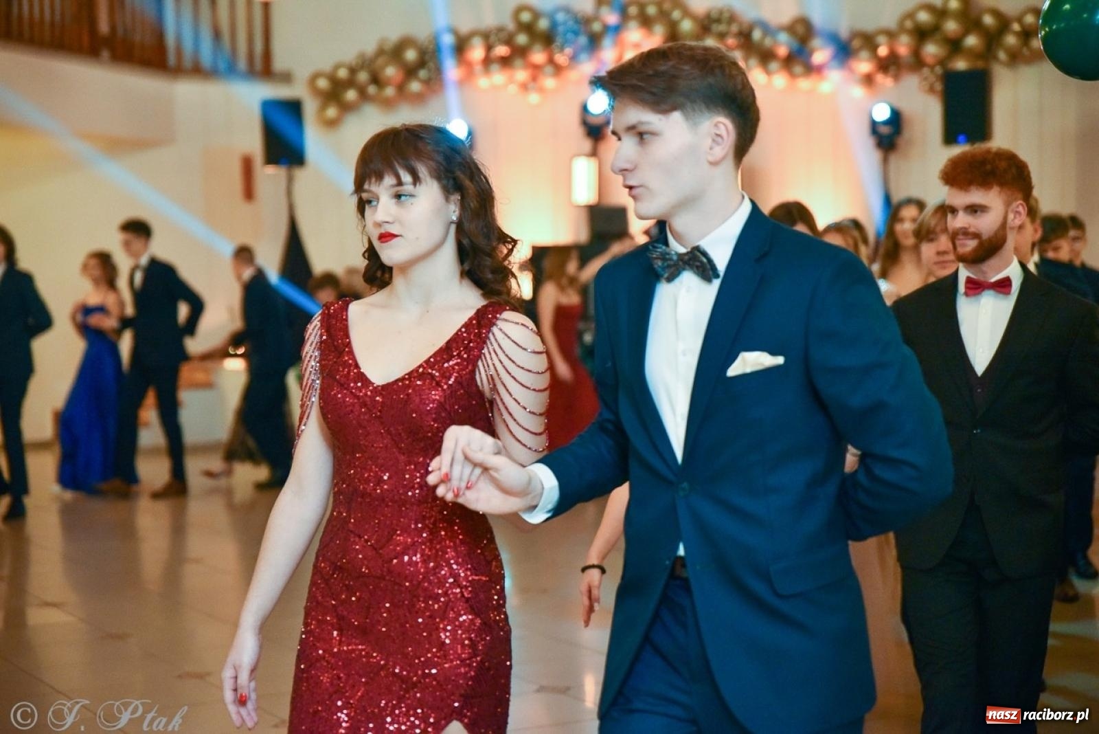 Zdjęcie w galerii na portalu naszraciborz.pl: Studniówka I LO i Liceum Sztuk Plastycznych na bis! wiadomości z regionu