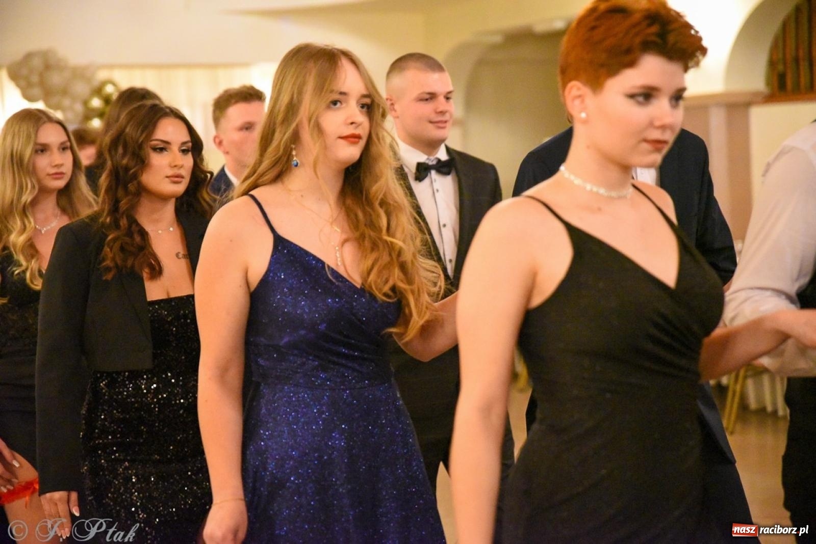 Zdjęcie w galerii na portalu naszraciborz.pl: Studniówka I LO i Liceum Sztuk Plastycznych na bis! wiadomości z regionu