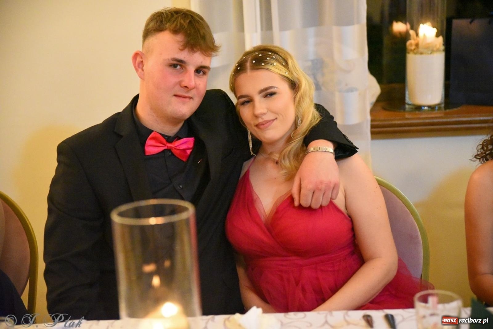 Zdjęcie w galerii na portalu naszraciborz.pl: Studniówka I LO i Liceum Sztuk Plastycznych na bis! wiadomości z regionu