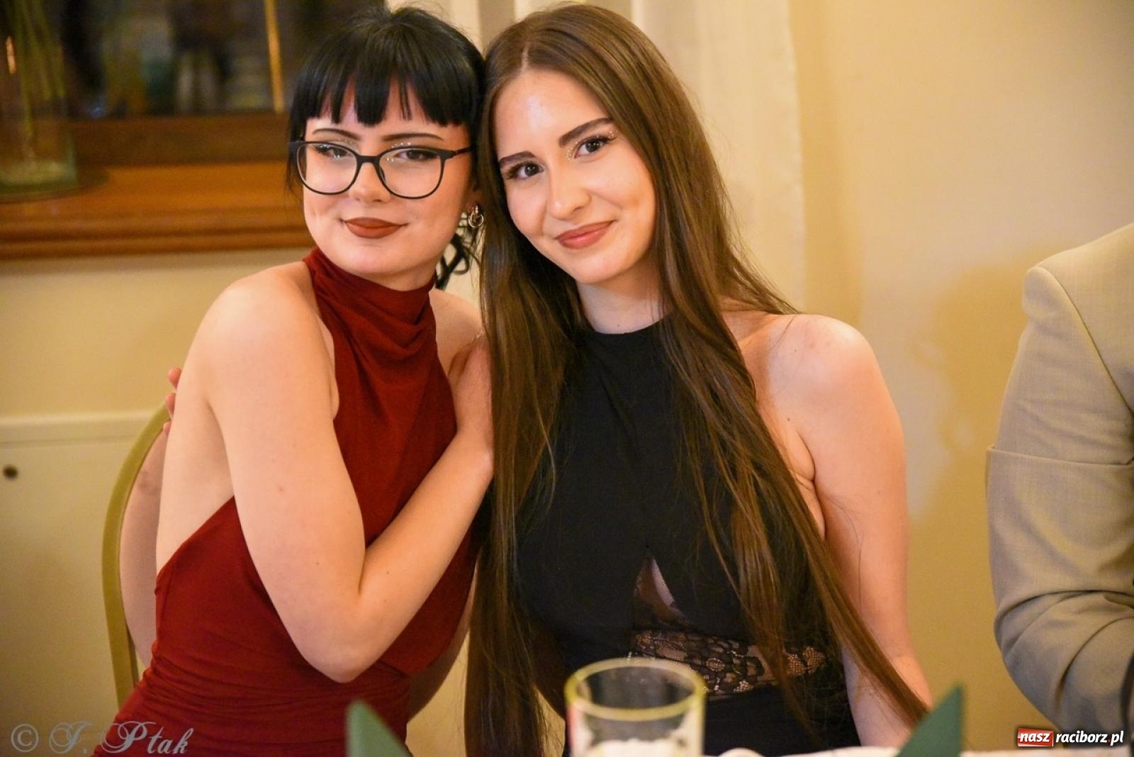 Zdjęcie w galerii na portalu naszraciborz.pl: Studniówka I LO i Liceum Sztuk Plastycznych na bis! wiadomości z regionu