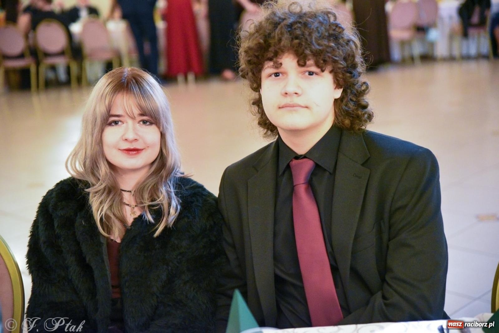 Zdjęcie w galerii na portalu naszraciborz.pl: Studniówka I LO i Liceum Sztuk Plastycznych na bis! wiadomości z regionu