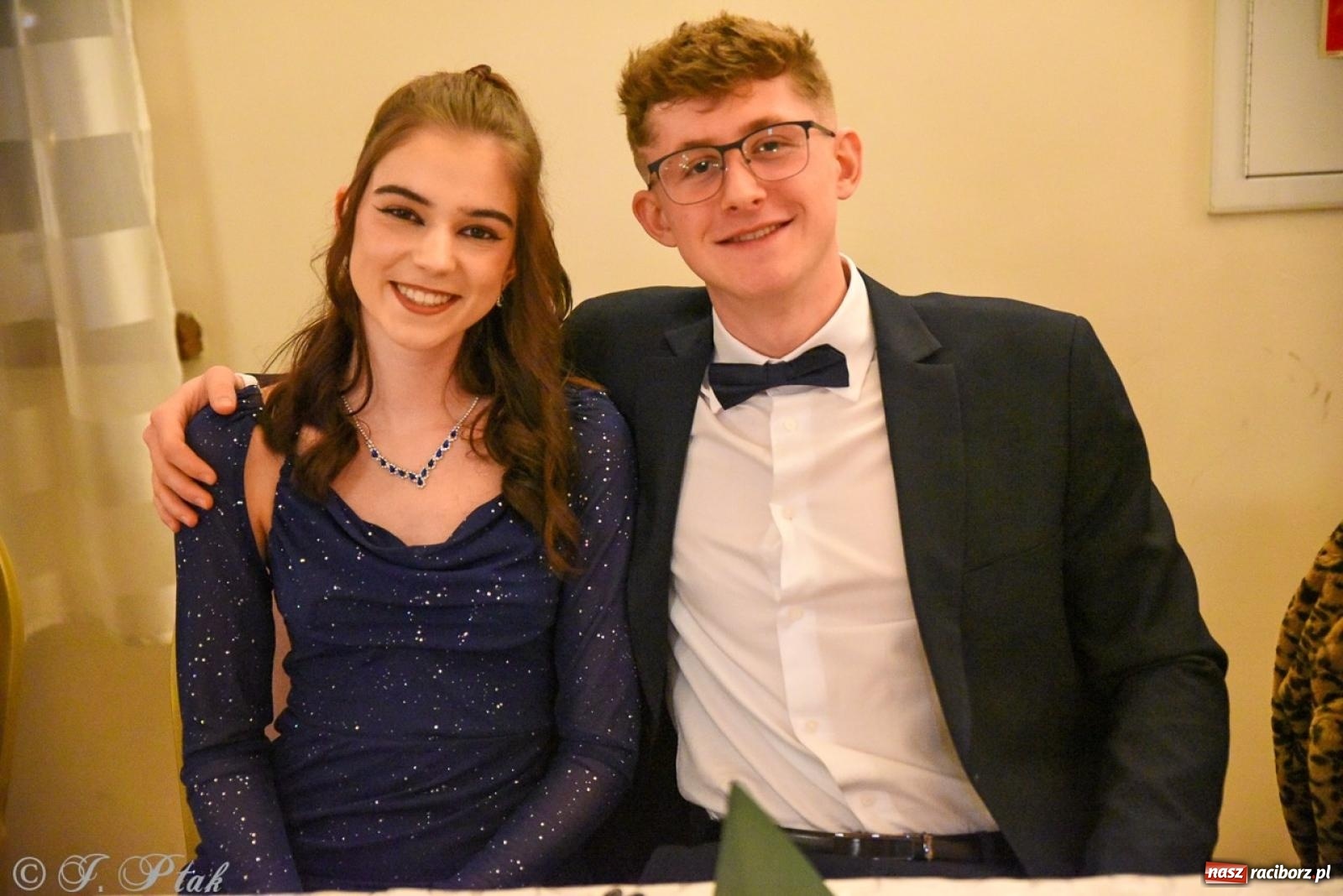 Zdjęcie w galerii na portalu naszraciborz.pl: Studniówka I LO i Liceum Sztuk Plastycznych na bis! wiadomości z regionu