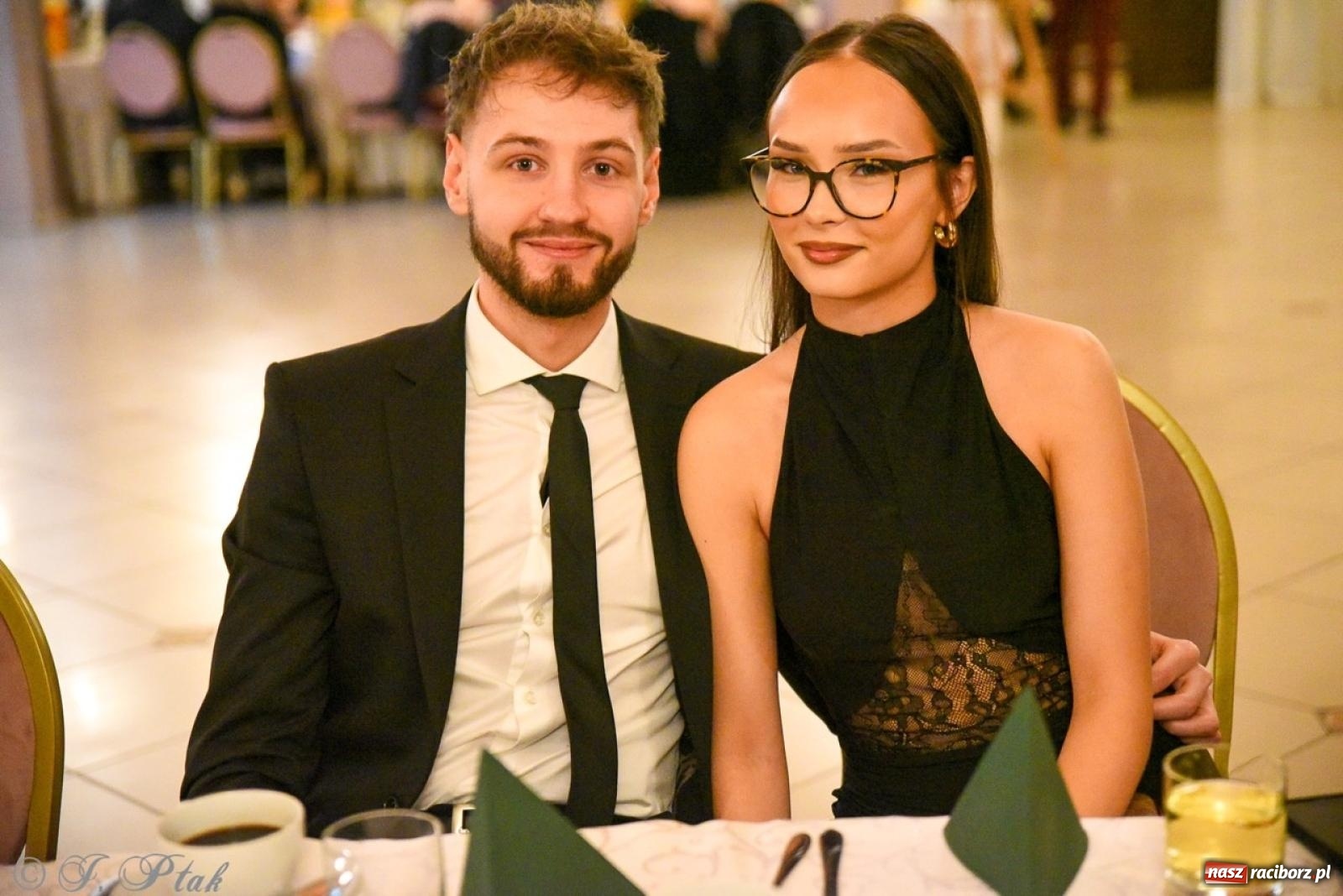 Zdjęcie w galerii na portalu naszraciborz.pl: Studniówka I LO i Liceum Sztuk Plastycznych na bis! wiadomości z regionu