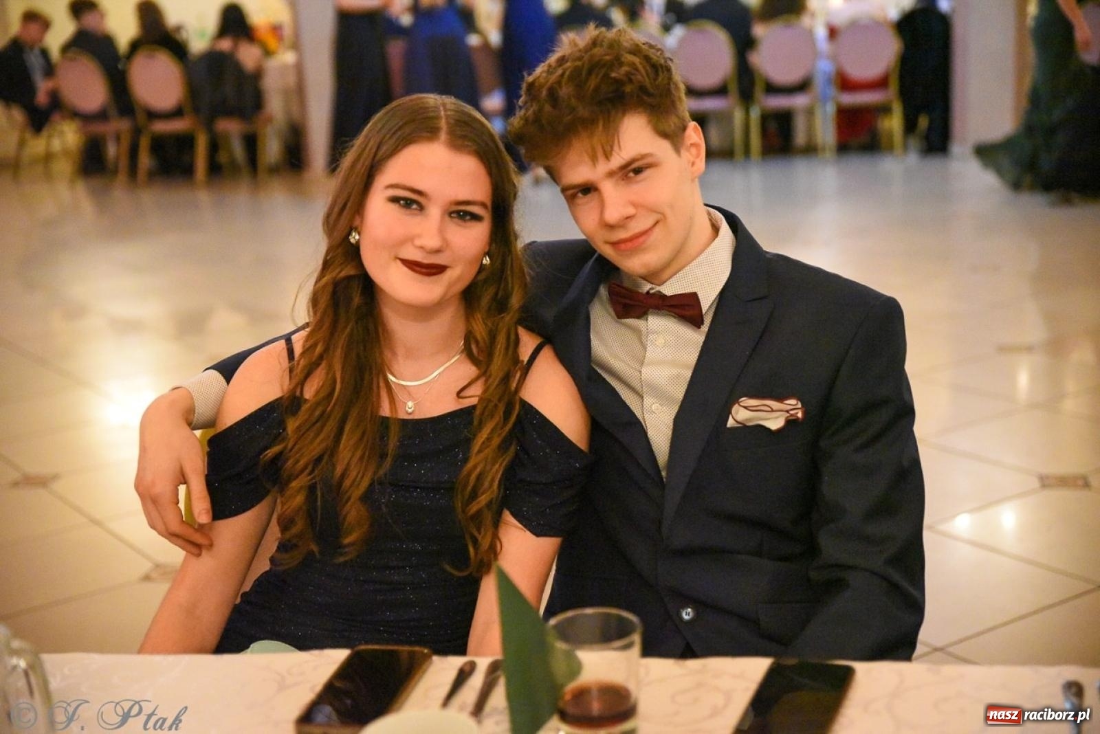 Zdjęcie w galerii na portalu naszraciborz.pl: Studniówka I LO i Liceum Sztuk Plastycznych na bis! wiadomości z regionu