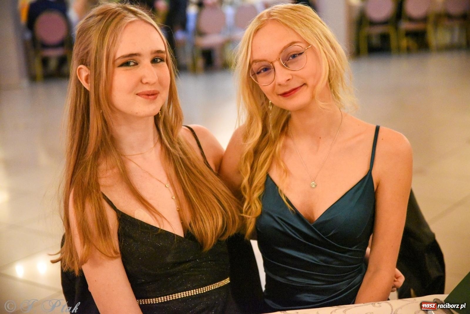 Zdjęcie w galerii na portalu naszraciborz.pl: Studniówka I LO i Liceum Sztuk Plastycznych na bis! wiadomości z regionu