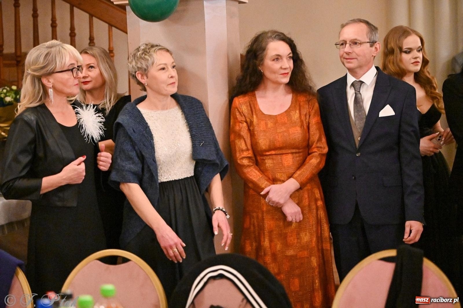 Zdjęcie w galerii na portalu naszraciborz.pl: Studniówka I LO i Liceum Sztuk Plastycznych na bis! wiadomości z regionu