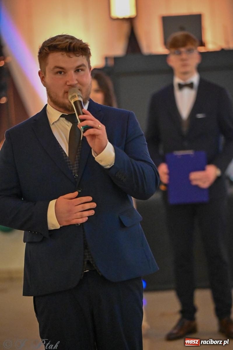 Zdjęcie w galerii na portalu naszraciborz.pl: Studniówka I LO i Liceum Sztuk Plastycznych na bis! wiadomości z regionu