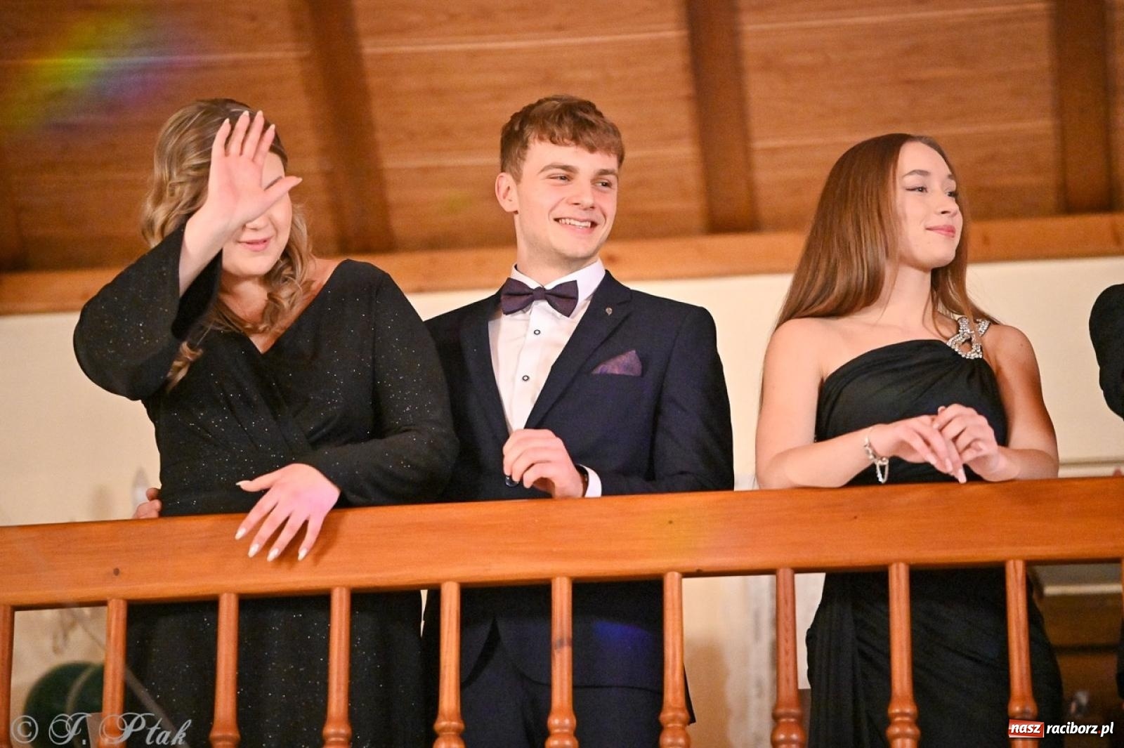 Zdjęcie w galerii na portalu naszraciborz.pl: Studniówka I LO i Liceum Sztuk Plastycznych na bis! wiadomości z regionu