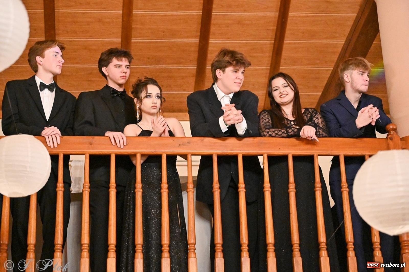 Zdjęcie w galerii na portalu naszraciborz.pl: Studniówka I LO i Liceum Sztuk Plastycznych na bis! wiadomości z regionu