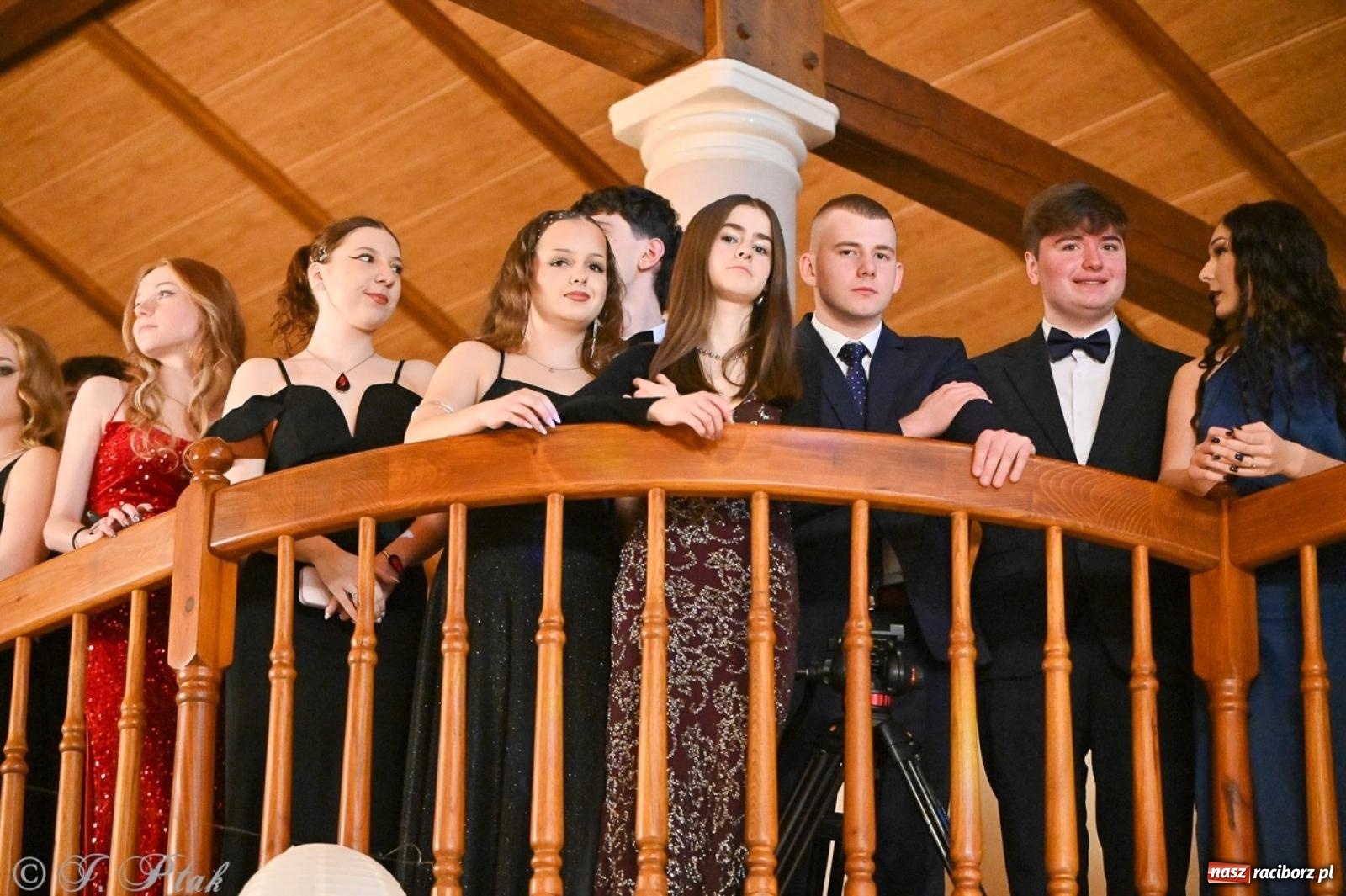 Zdjęcie w galerii na portalu naszraciborz.pl: Studniówka I LO i Liceum Sztuk Plastycznych na bis! wiadomości z regionu