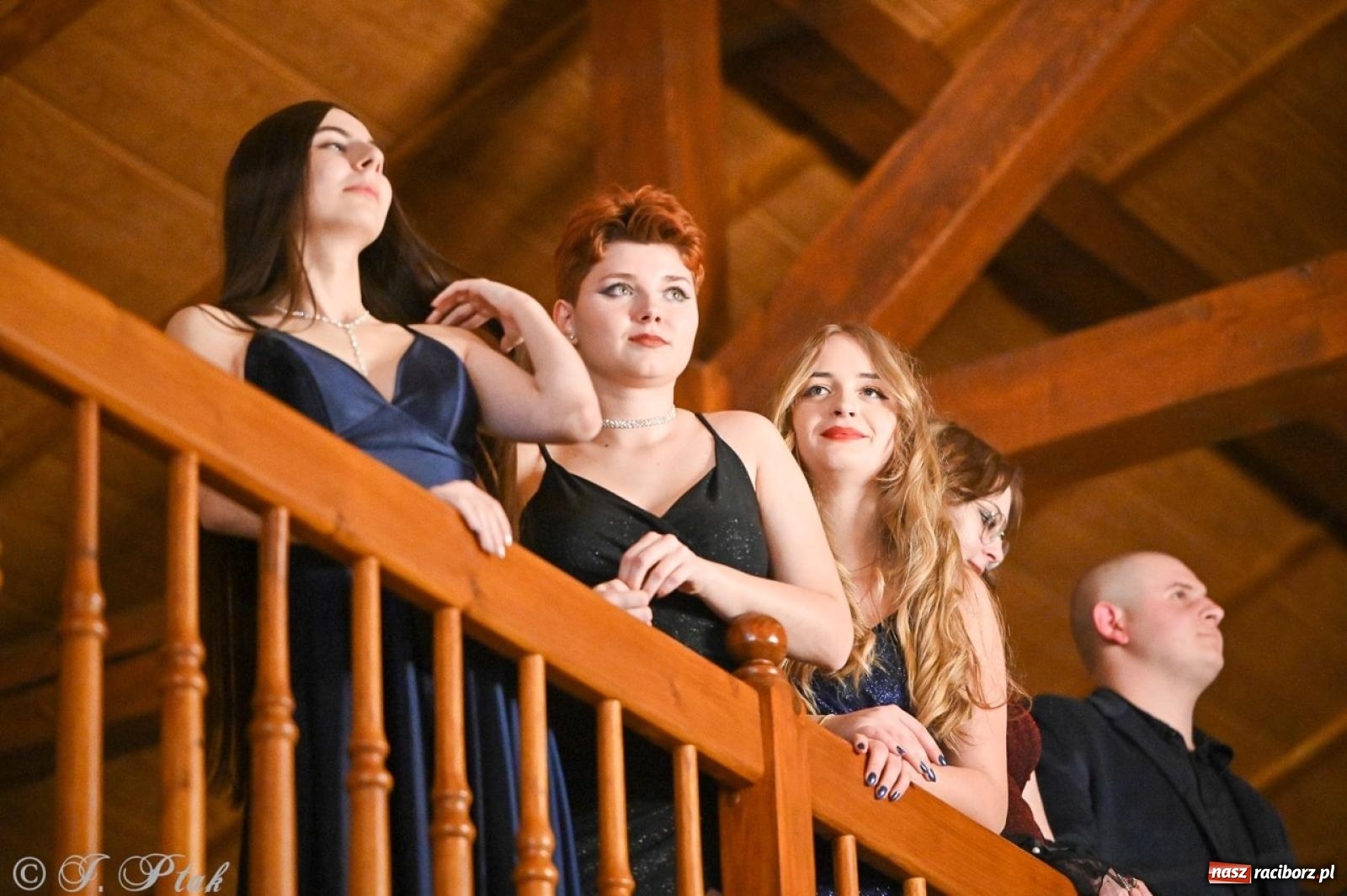 Zdjęcie w galerii na portalu naszraciborz.pl: Studniówka I LO i Liceum Sztuk Plastycznych na bis! wiadomości z regionu