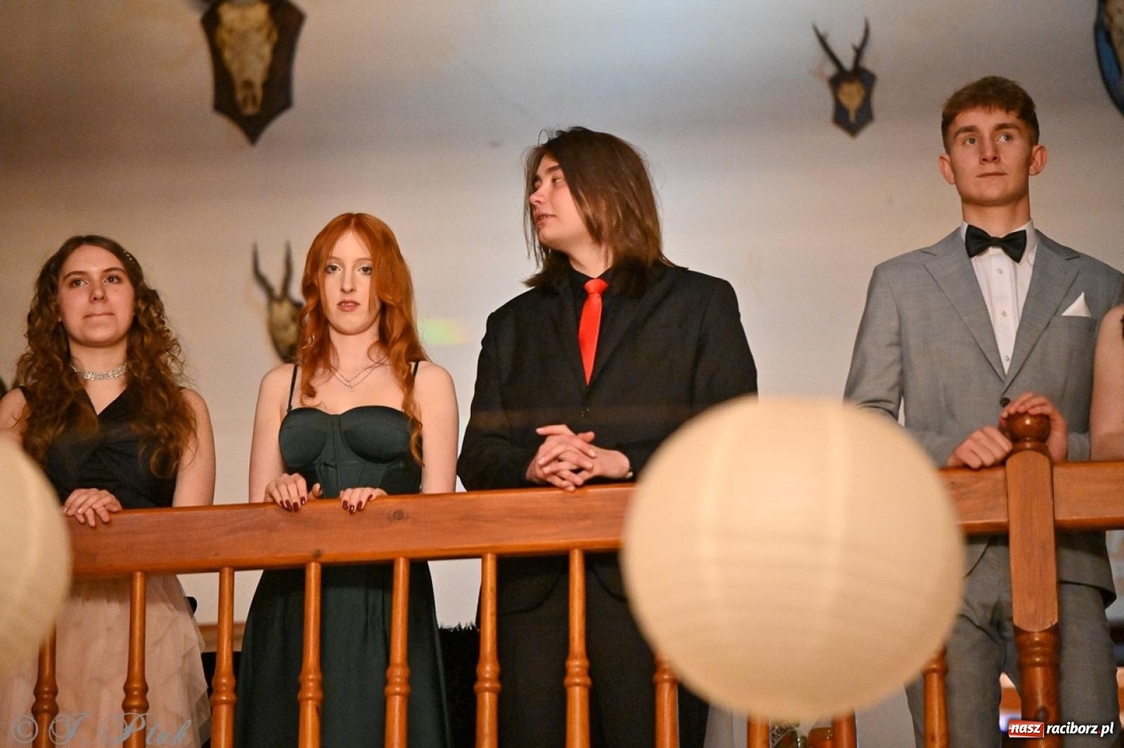 Zdjęcie w galerii na portalu naszraciborz.pl: Studniówka I LO i Liceum Sztuk Plastycznych na bis! wiadomości z regionu