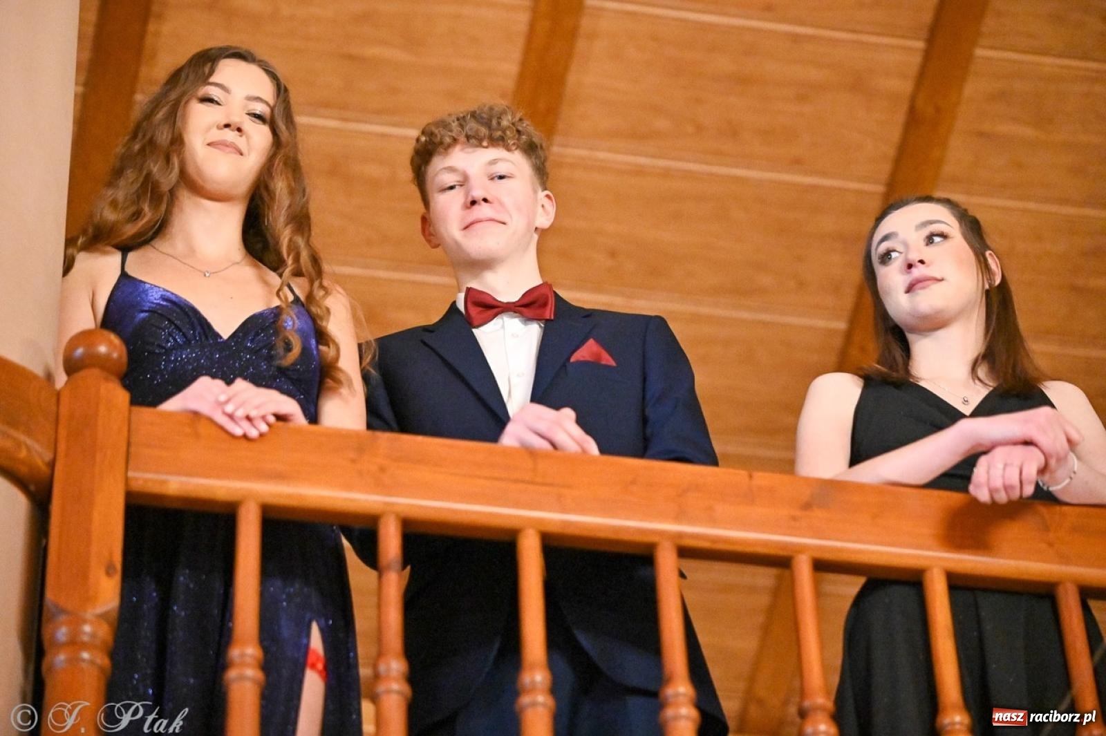 Zdjęcie w galerii na portalu naszraciborz.pl: Studniówka I LO i Liceum Sztuk Plastycznych na bis! wiadomości z regionu