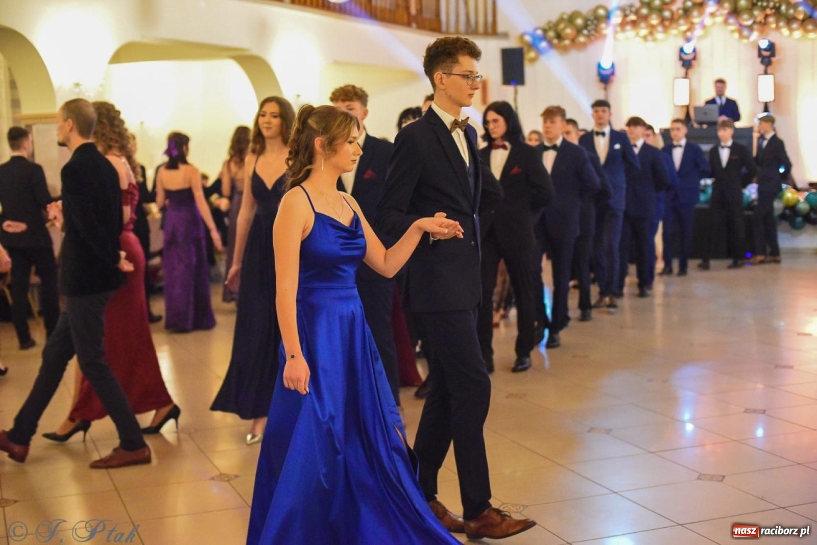 Zdjęcie w galerii na portalu naszraciborz.pl: Studniówka I LO i Liceum Sztuk Plastycznych na bis! wiadomości z regionu