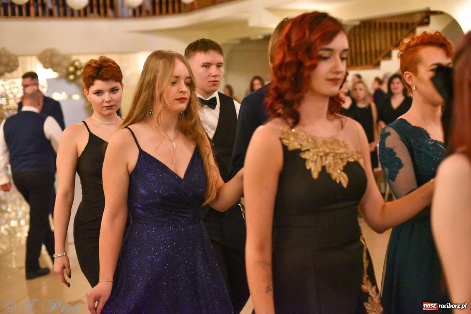 Zdjęcie w galerii na portalu naszraciborz.pl: Studniówka I LO i Liceum Sztuk Plastycznych na bis! wiadomości z regionu