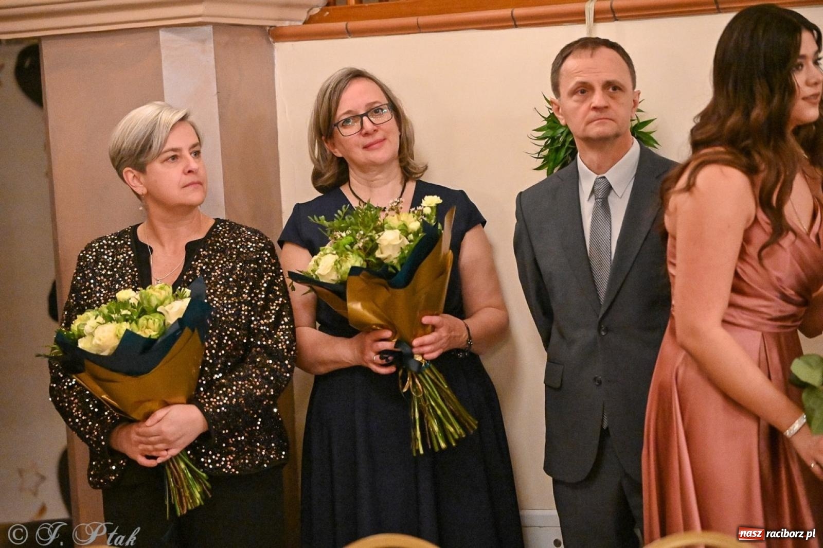 Zdjęcie w galerii na portalu naszraciborz.pl: Studniówka I LO i Liceum Sztuk Plastycznych na bis! wiadomości z regionu