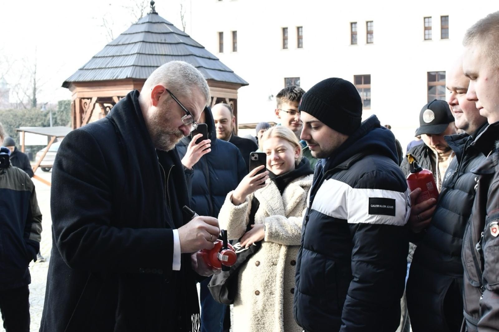 Zdjęcie w galerii na portalu naszraciborz.pl: Polska potrzebuje szerokiego frontu gaśnicowego. Grzegorz Braun w Raciborzu wiadomości z regionu