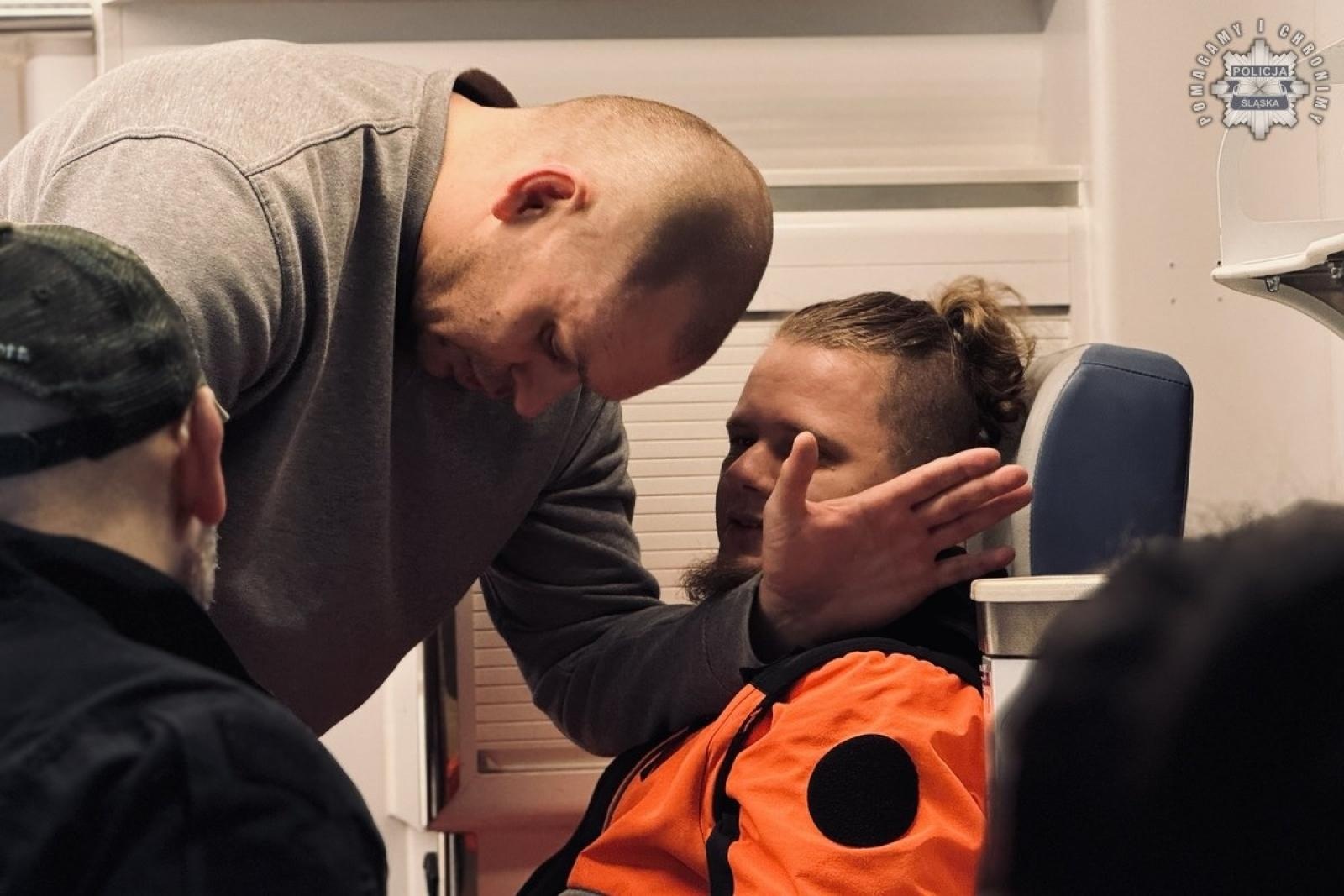 Zdjęcie w galerii na portalu naszraciborz.pl: Policja szkoli ratowników medycznych. Coraz częstsze ataki agresywnych pacjentów wiadomości z regionu