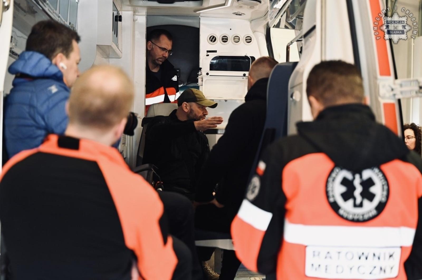 Zdjęcie w galerii na portalu naszraciborz.pl: Policja szkoli ratowników medycznych. Coraz częstsze ataki agresywnych pacjentów wiadomości z regionu