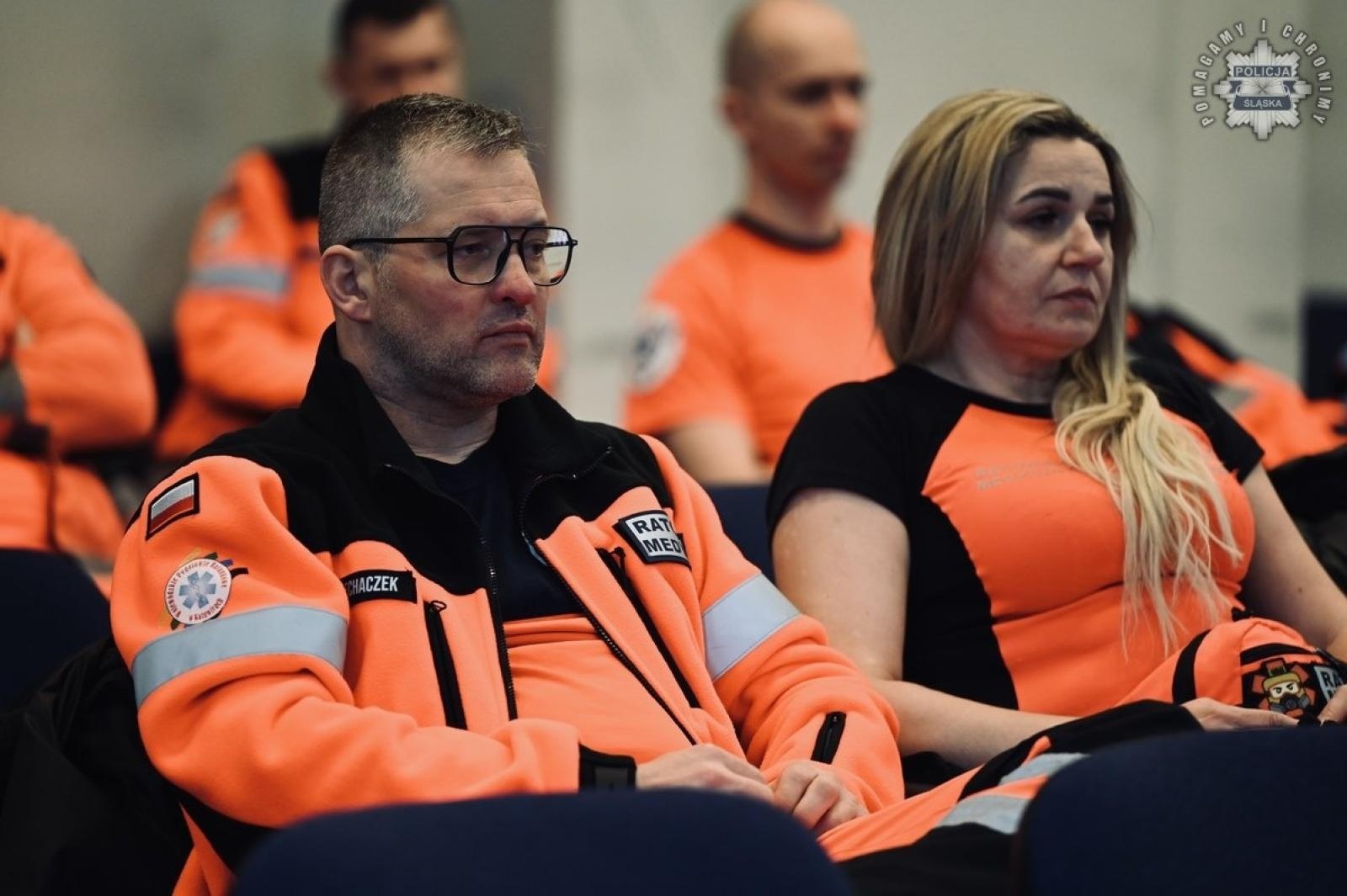 Zdjęcie w galerii na portalu naszraciborz.pl: Policja szkoli ratowników medycznych. Coraz częstsze ataki agresywnych pacjentów wiadomości z regionu