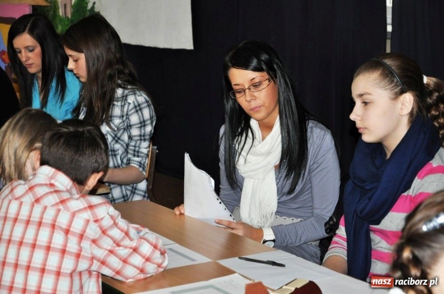 Zdjęcie w galerii na portalu naszraciborz.pl: Pokazują inne oblicze matematyki wiadomości z regionu