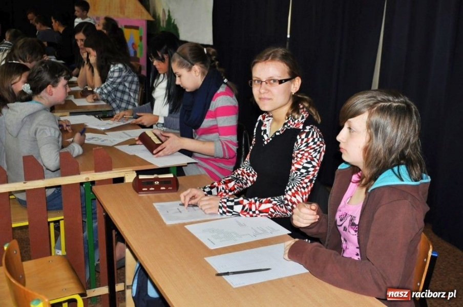 Zdjęcie w galerii na portalu naszraciborz.pl: Pokazują inne oblicze matematyki wiadomości z regionu