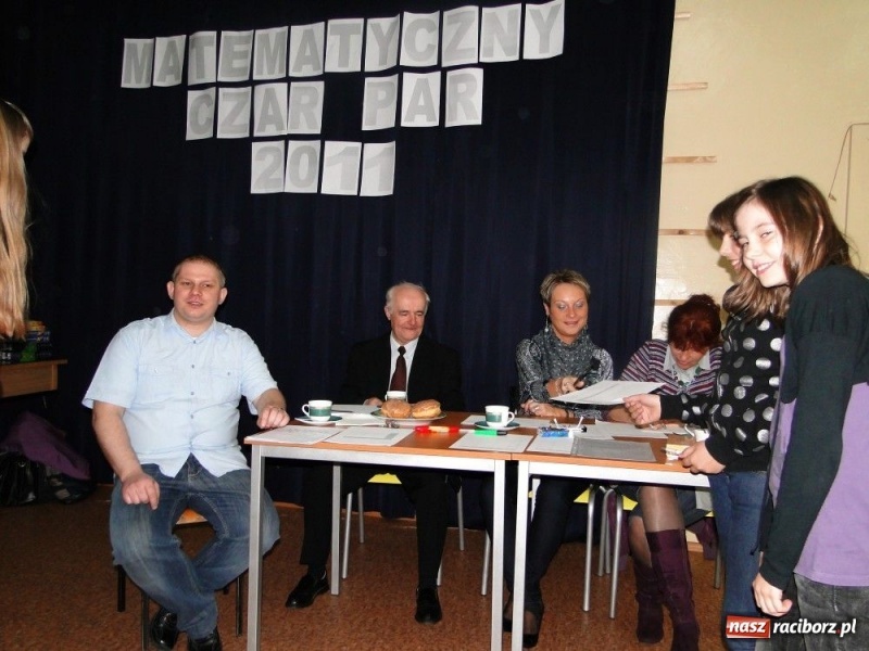 Zdjęcie w galerii na portalu naszraciborz.pl: Pokazują inne oblicze matematyki wiadomości z regionu