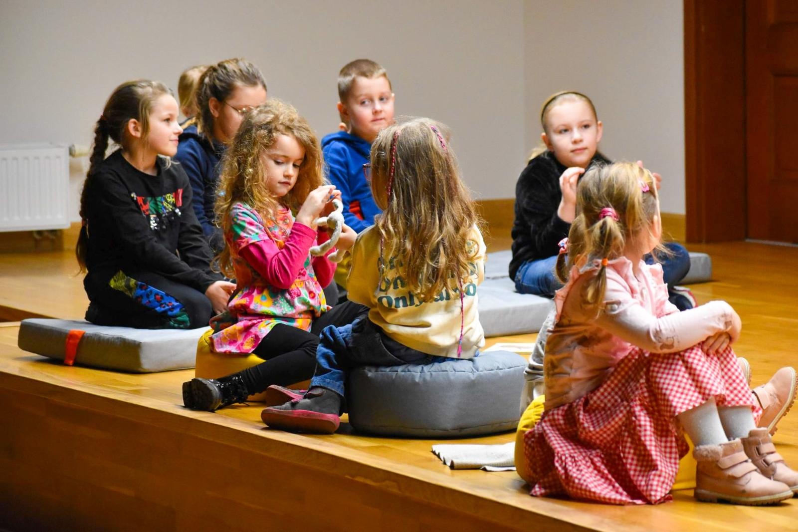 Zdjęcie w galerii na portalu naszraciborz.pl: Muzyczna podróż do świata bajek na raciborskim zamku wiadomości z regionu