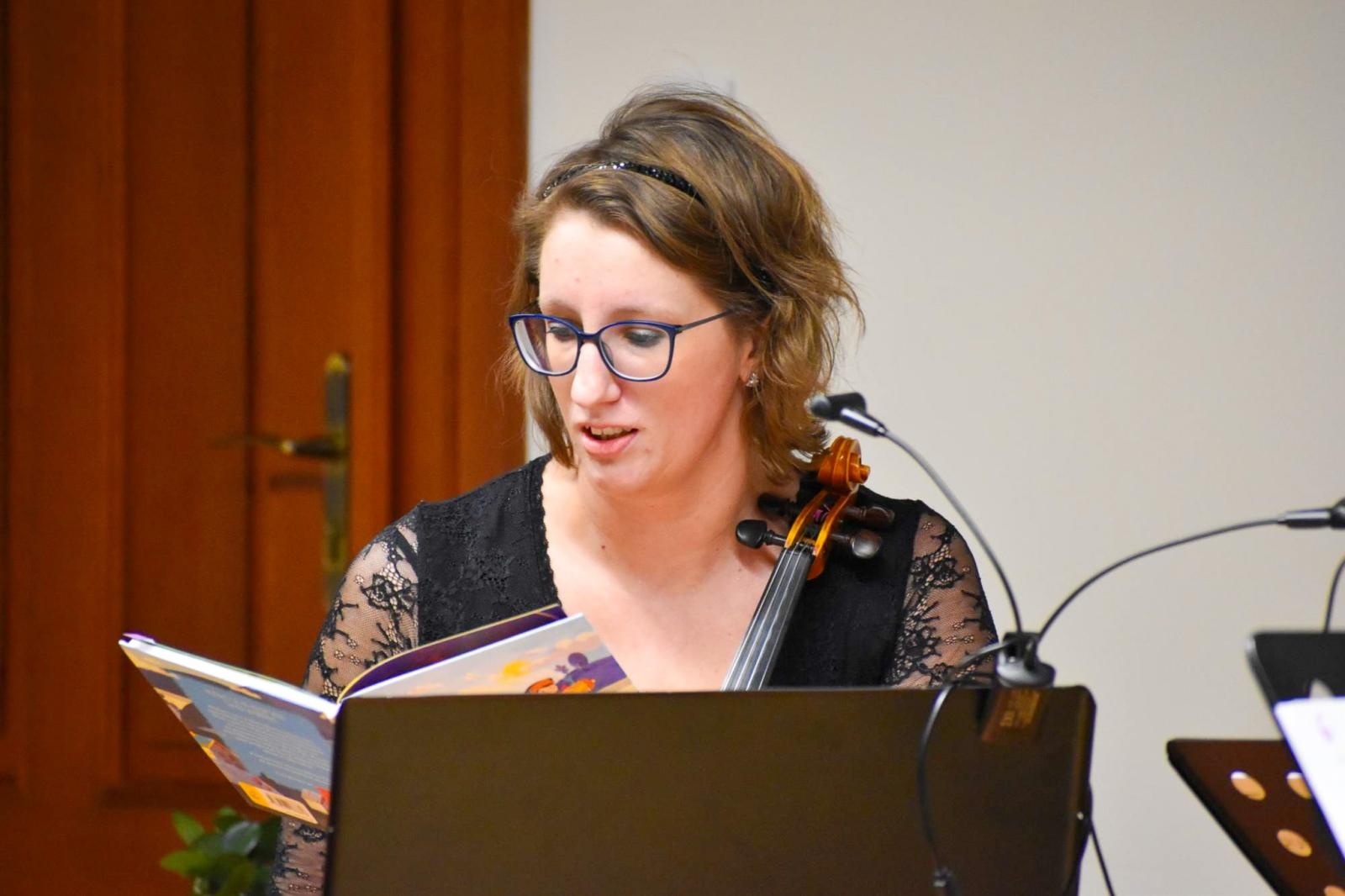 Zdjęcie w galerii na portalu naszraciborz.pl: Muzyczna podróż do świata bajek na raciborskim zamku wiadomości z regionu