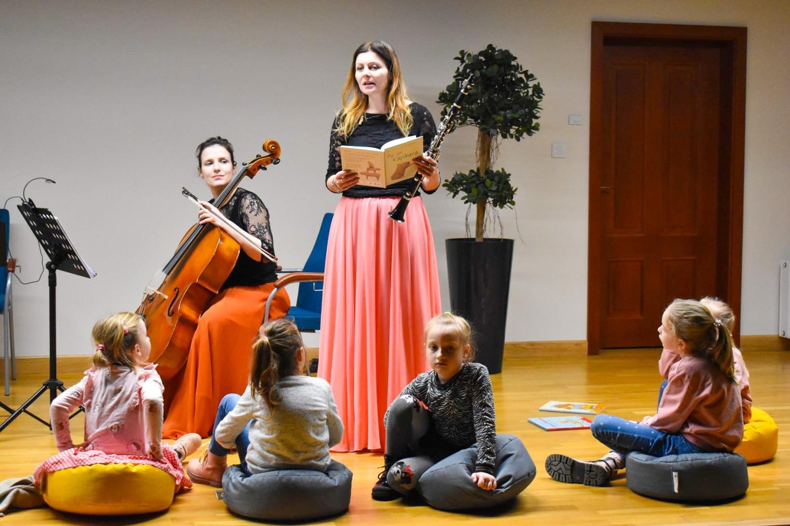 Zdjęcie w galerii na portalu naszraciborz.pl: Muzyczna podróż do świata bajek na raciborskim zamku wiadomości z regionu