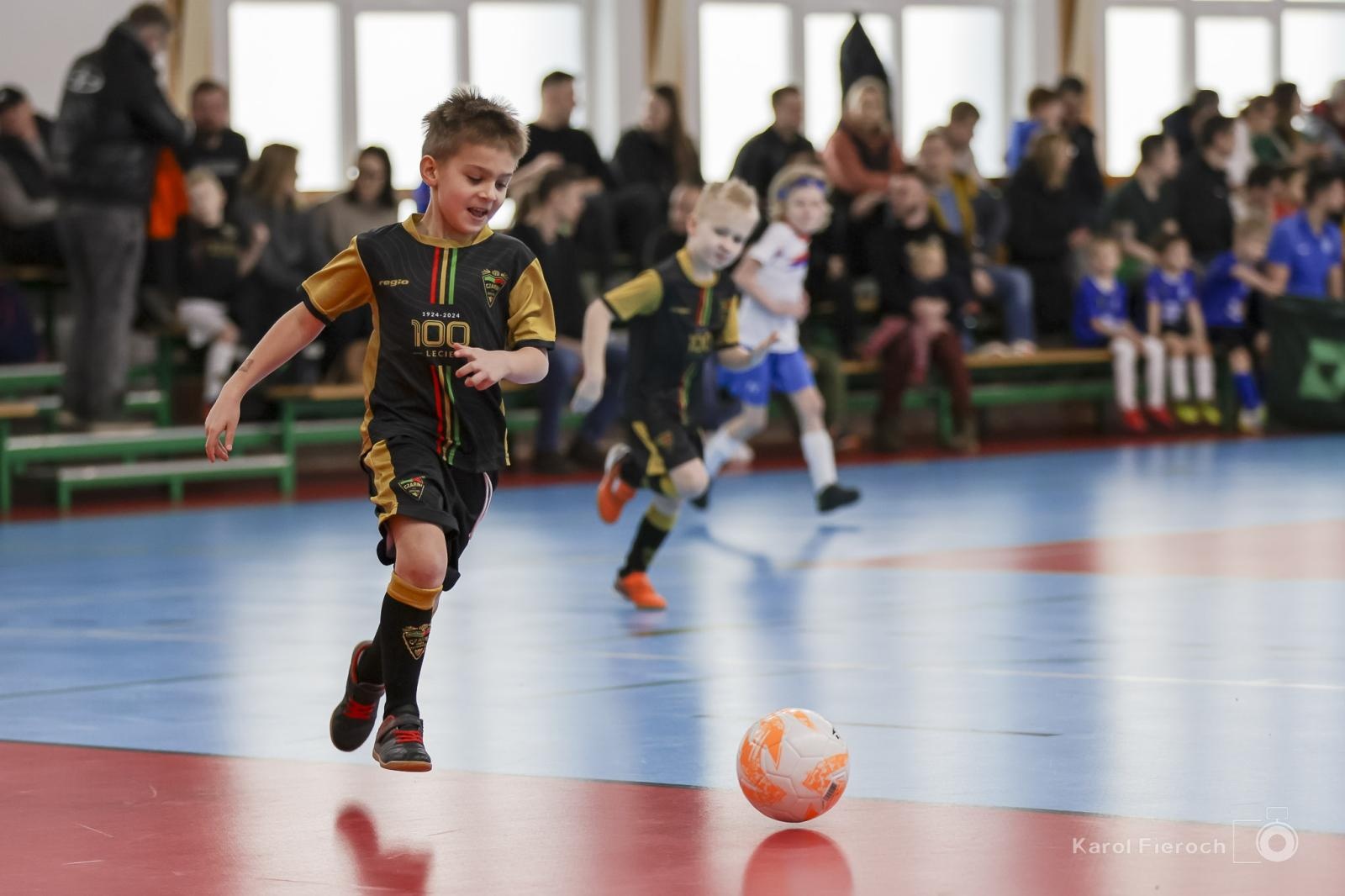 Zdjęcie w galerii na portalu naszraciborz.pl: Zacięta rywalizacja młodych piłkarzy w Krzanowicach [FOTO] wiadomości z regionu