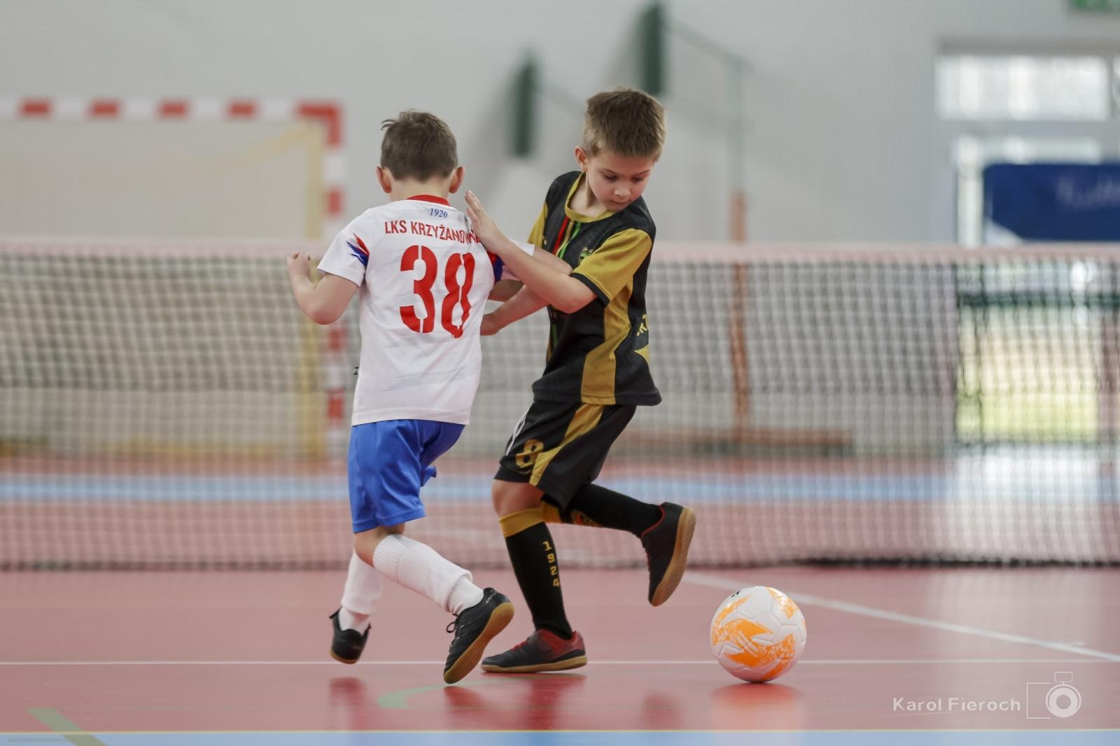 Zdjęcie w galerii na portalu naszraciborz.pl: Zacięta rywalizacja młodych piłkarzy w Krzanowicach [FOTO] wiadomości z regionu